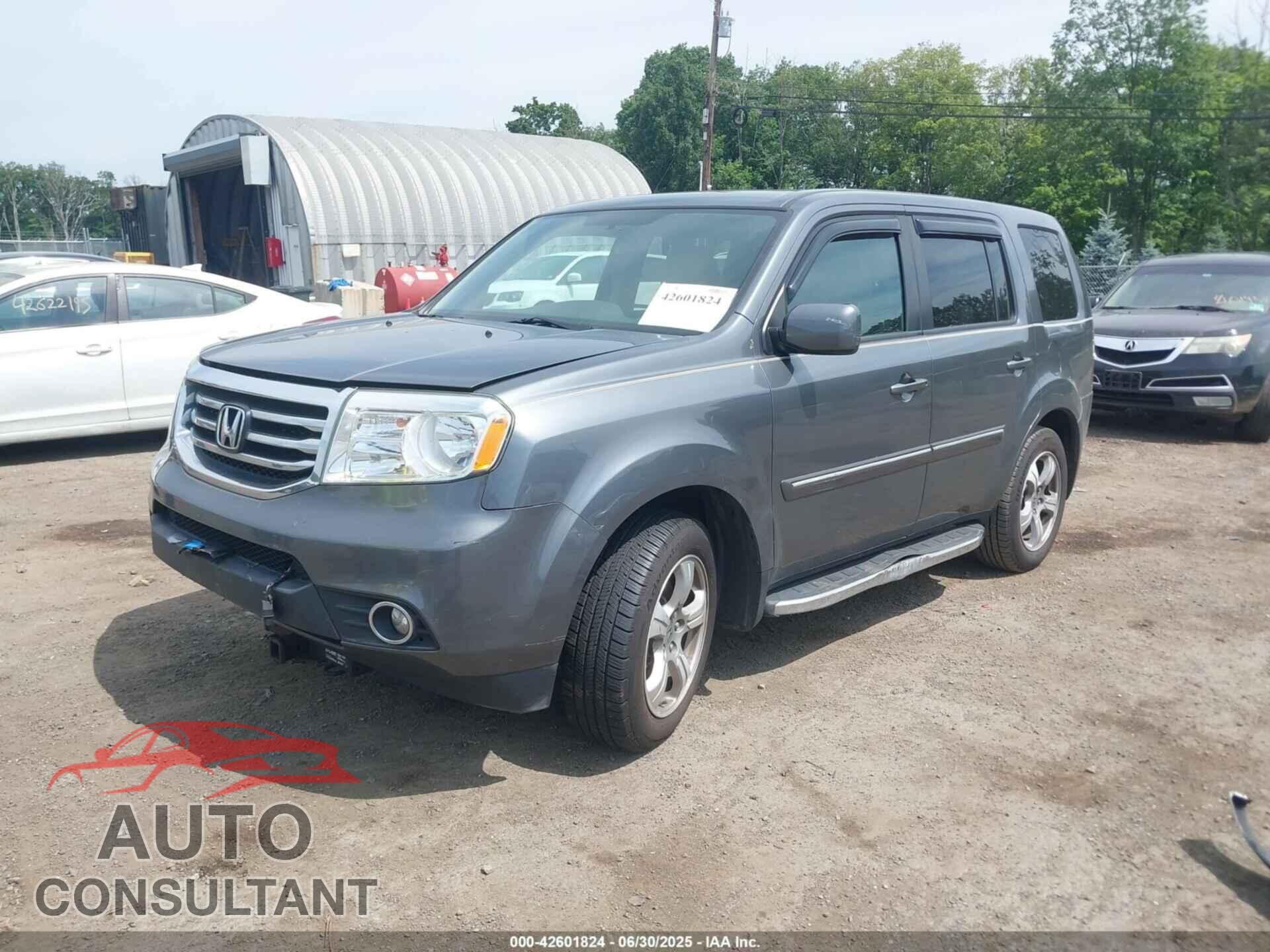 HONDA PILOT 2013 - 5FNYF4H40DB015766