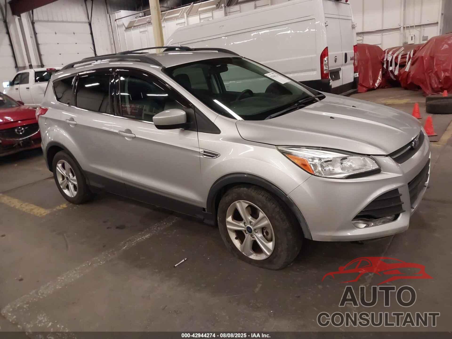 FORD ESCAPE 2016 - 1FMCU0GX9GUB74538