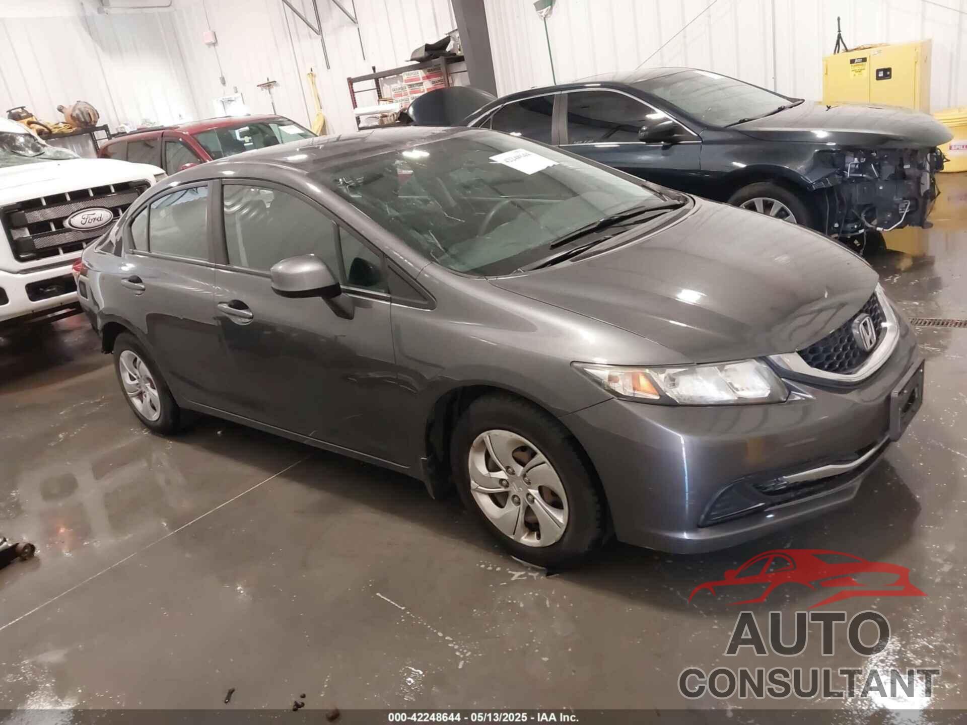 HONDA CIVIC 2013 - 2HGFB2F50DH572630