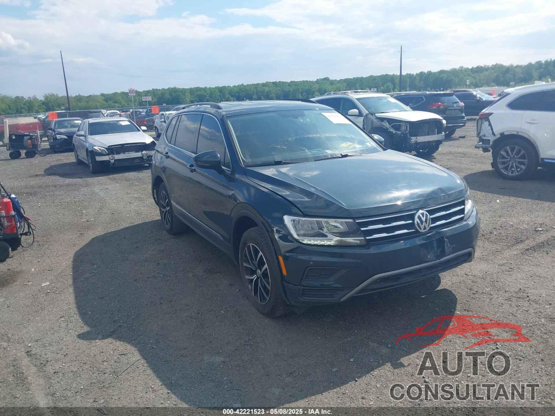 VOLKSWAGEN TIGUAN 2018 - 3VV2B7AX0JM047200