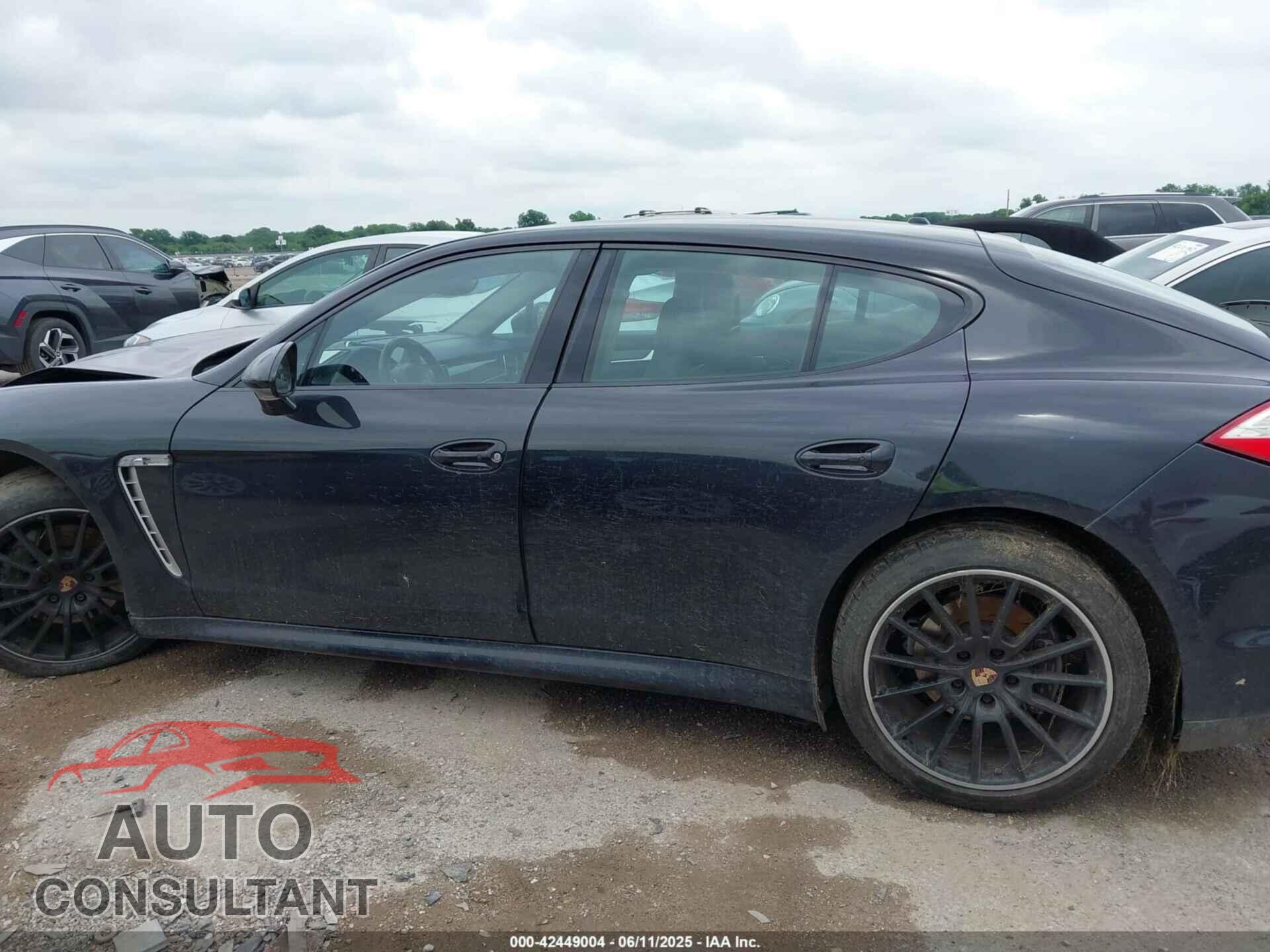 PORSCHE PANAMERA 2013 - WP0AA2A79DL014976
