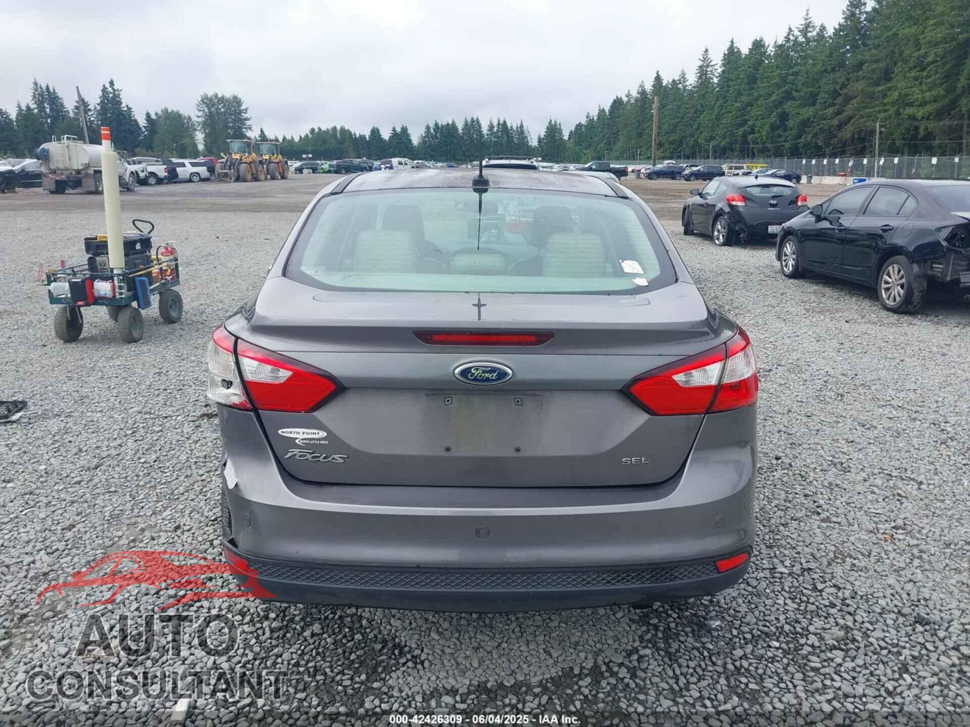 FORD FOCUS 2012 - 1FAHP3H2XCL292965
