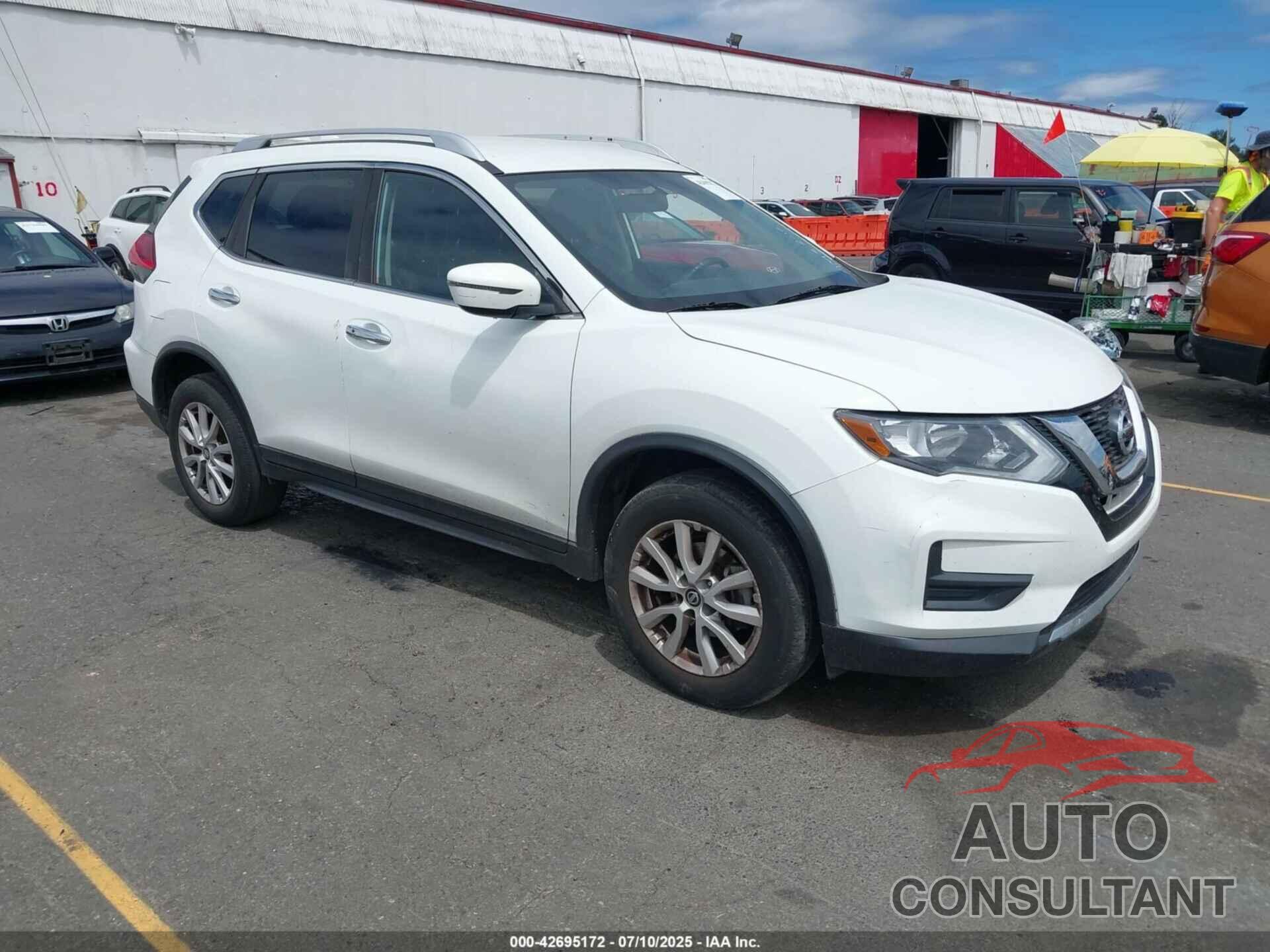 NISSAN ROGUE 2017 - KNMAT2MV5HP565974