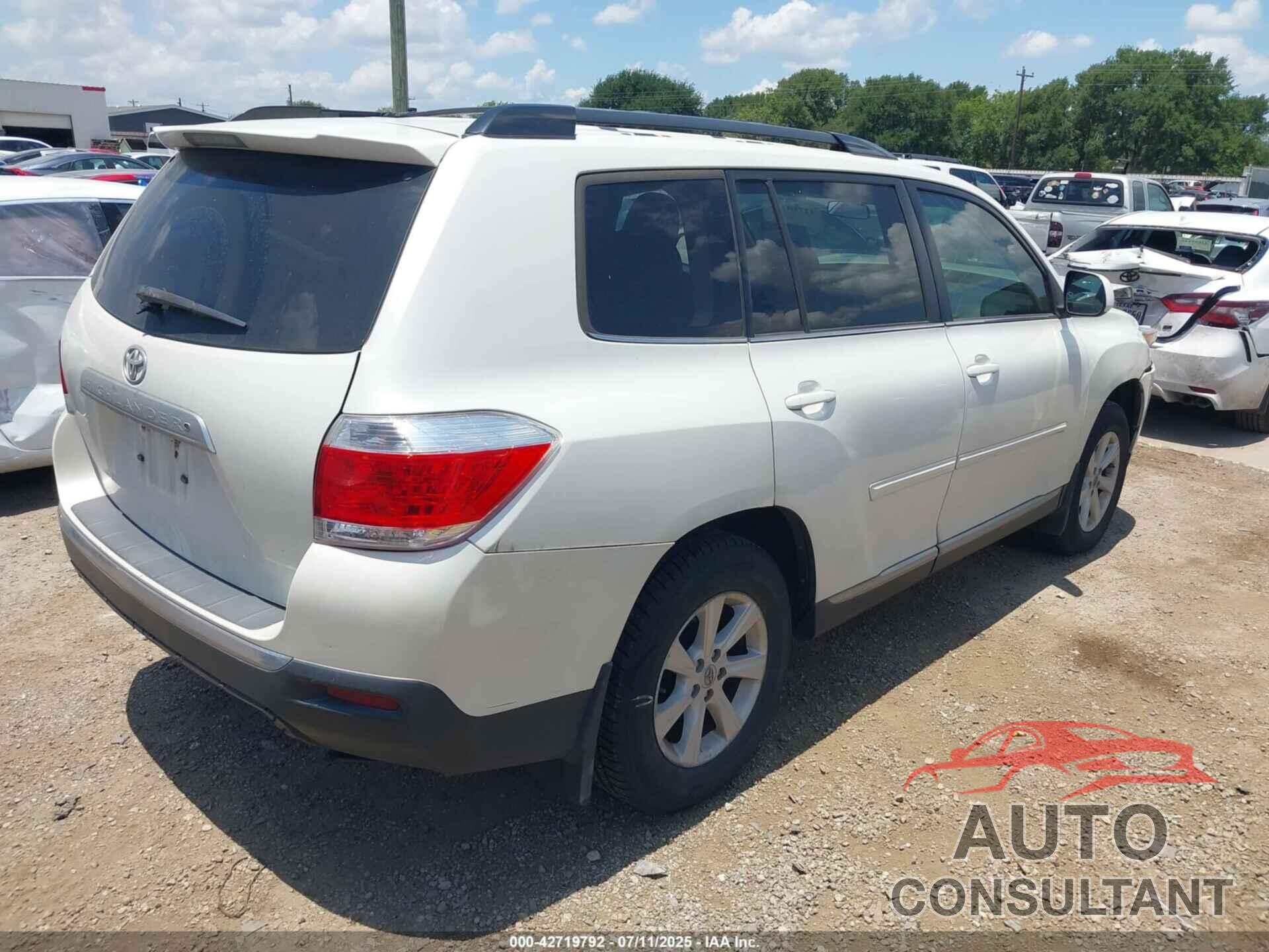 TOYOTA HIGHLANDER 2013 - 5TDZK3EH3DS112098