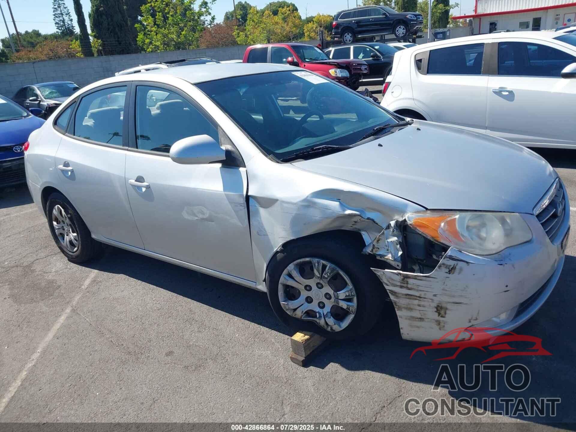 HYUNDAI ELANTRA 2009 - KMHDU46D79U702549