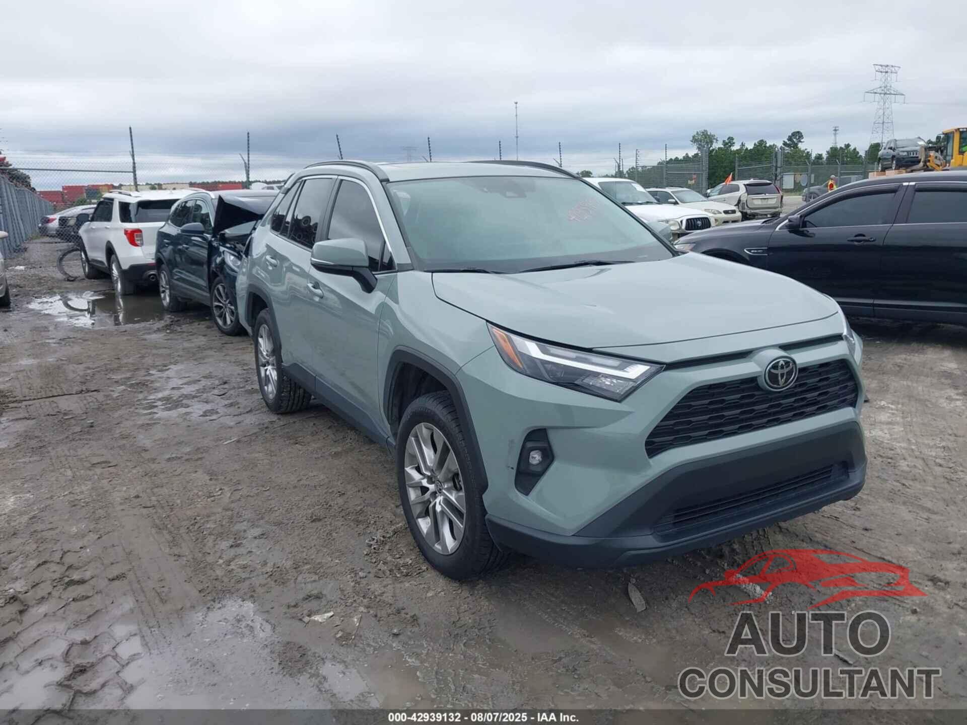 TOYOTA RAV4 2023 - 2T3C1RFV8PW297865