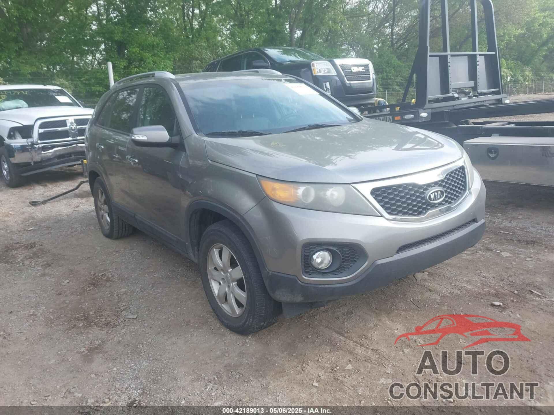 KIA SORENTO 2012 - 5XYKT3A63CG192906