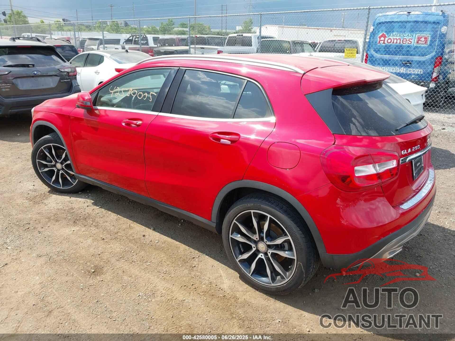 MERCEDES-BENZ GLA 250 2015 - WDCTG4GB9FJ178364