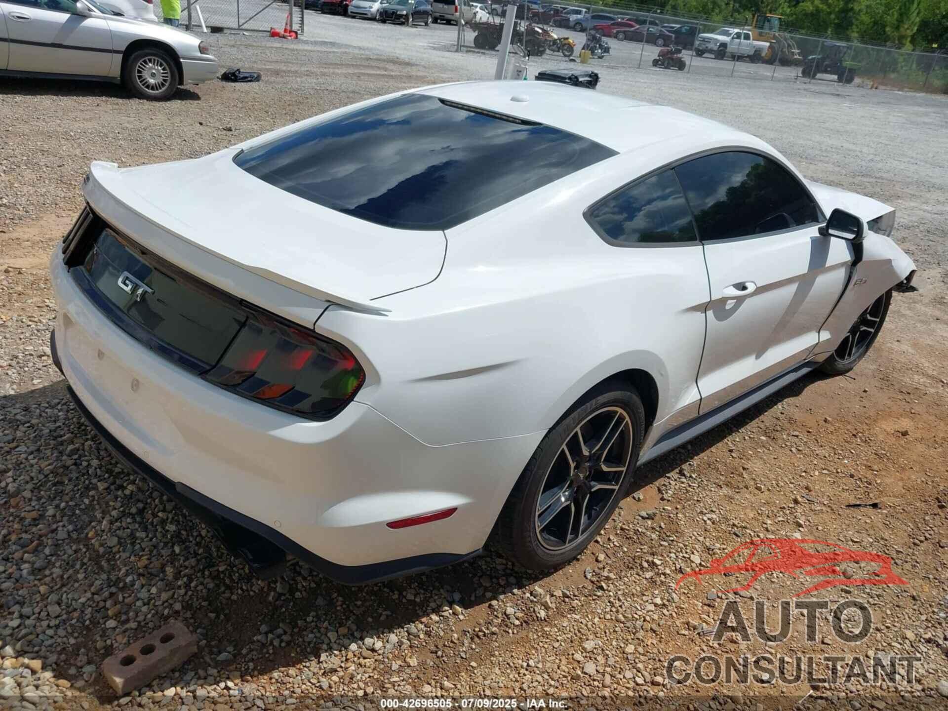 FORD MUSTANG 2019 - 1FA6P8CF0K5186381