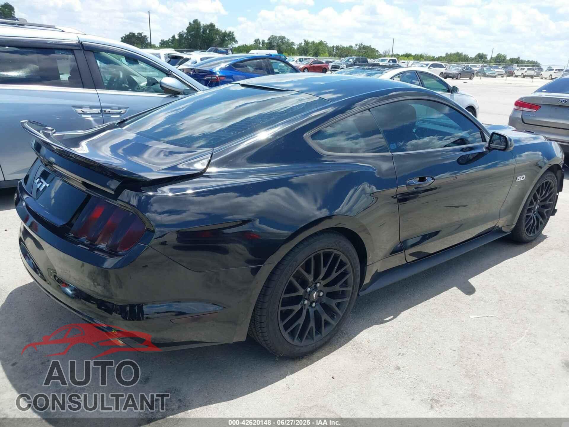FORD MUSTANG 2017 - 1FA6P8CF1H5271738