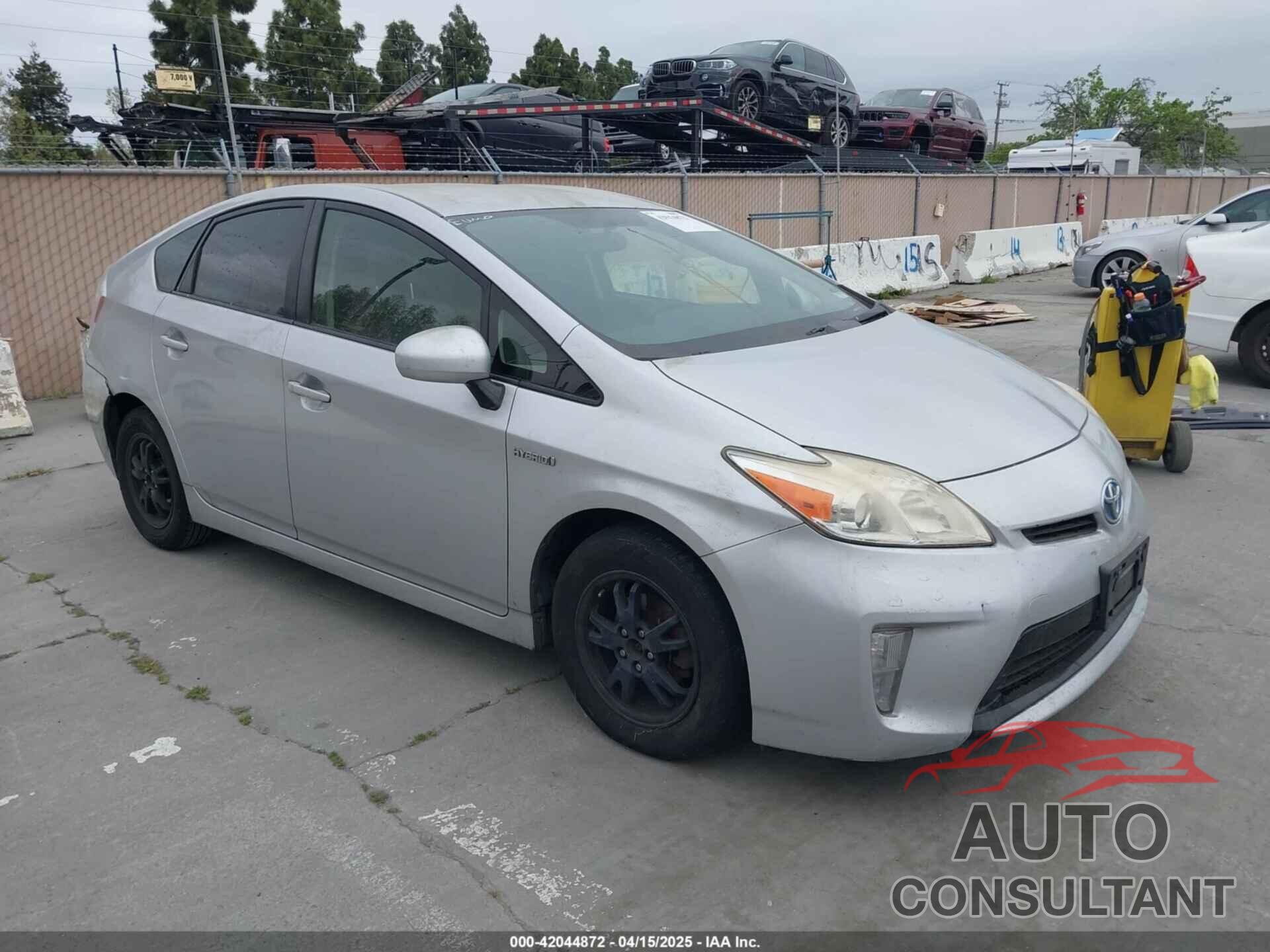 TOYOTA PRIUS 2014 - JTDKN3DU4E1748583