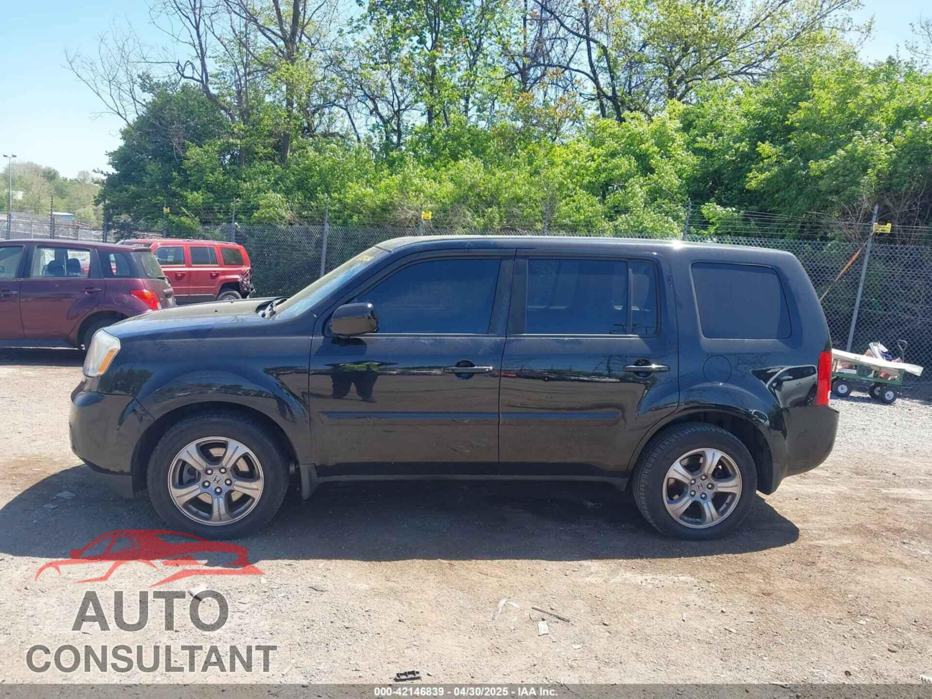 HONDA PILOT 2012 - 5FNYF4H57CB083232