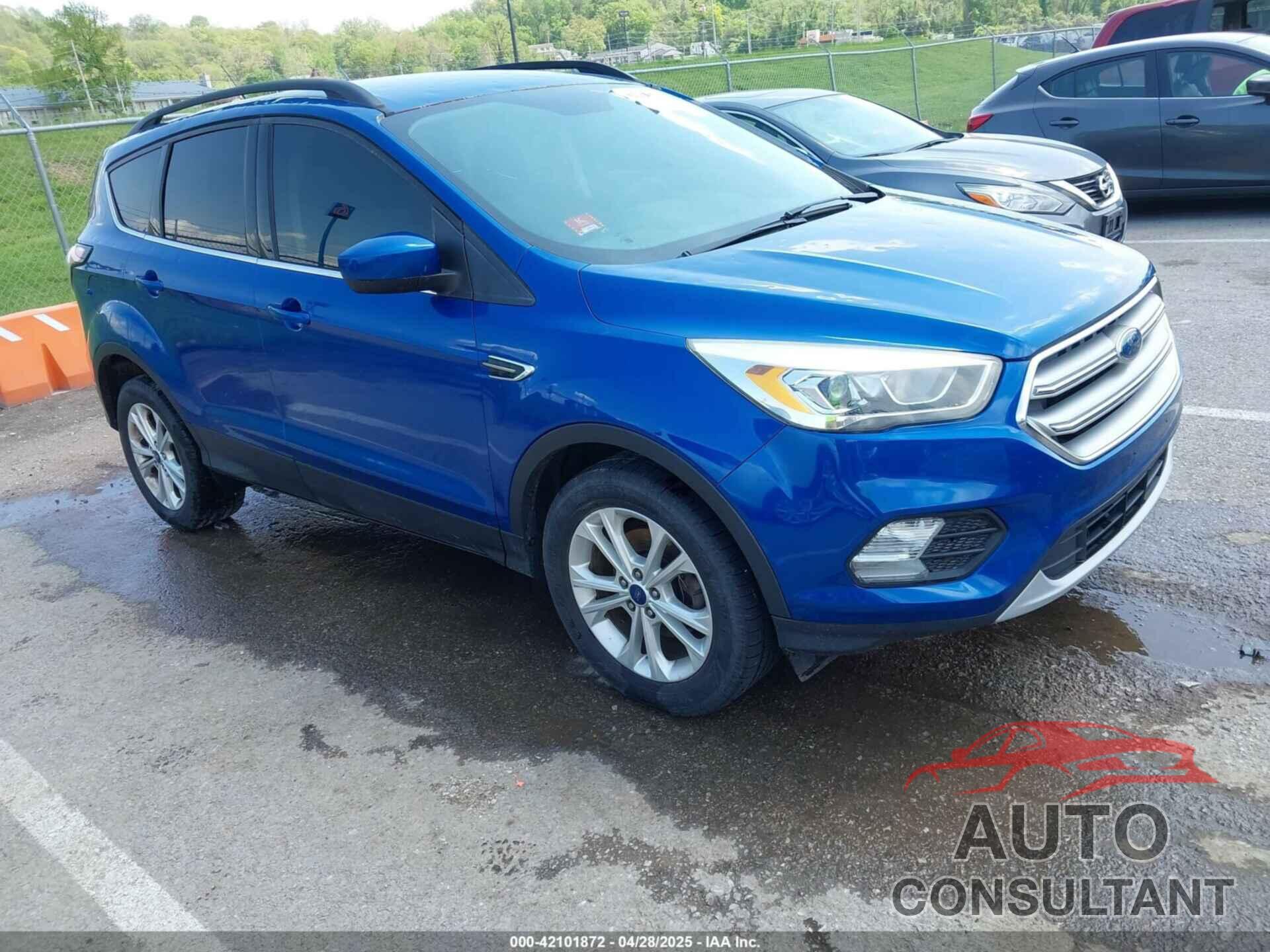 FORD ESCAPE 2017 - 1FMCU0GD1HUC86600