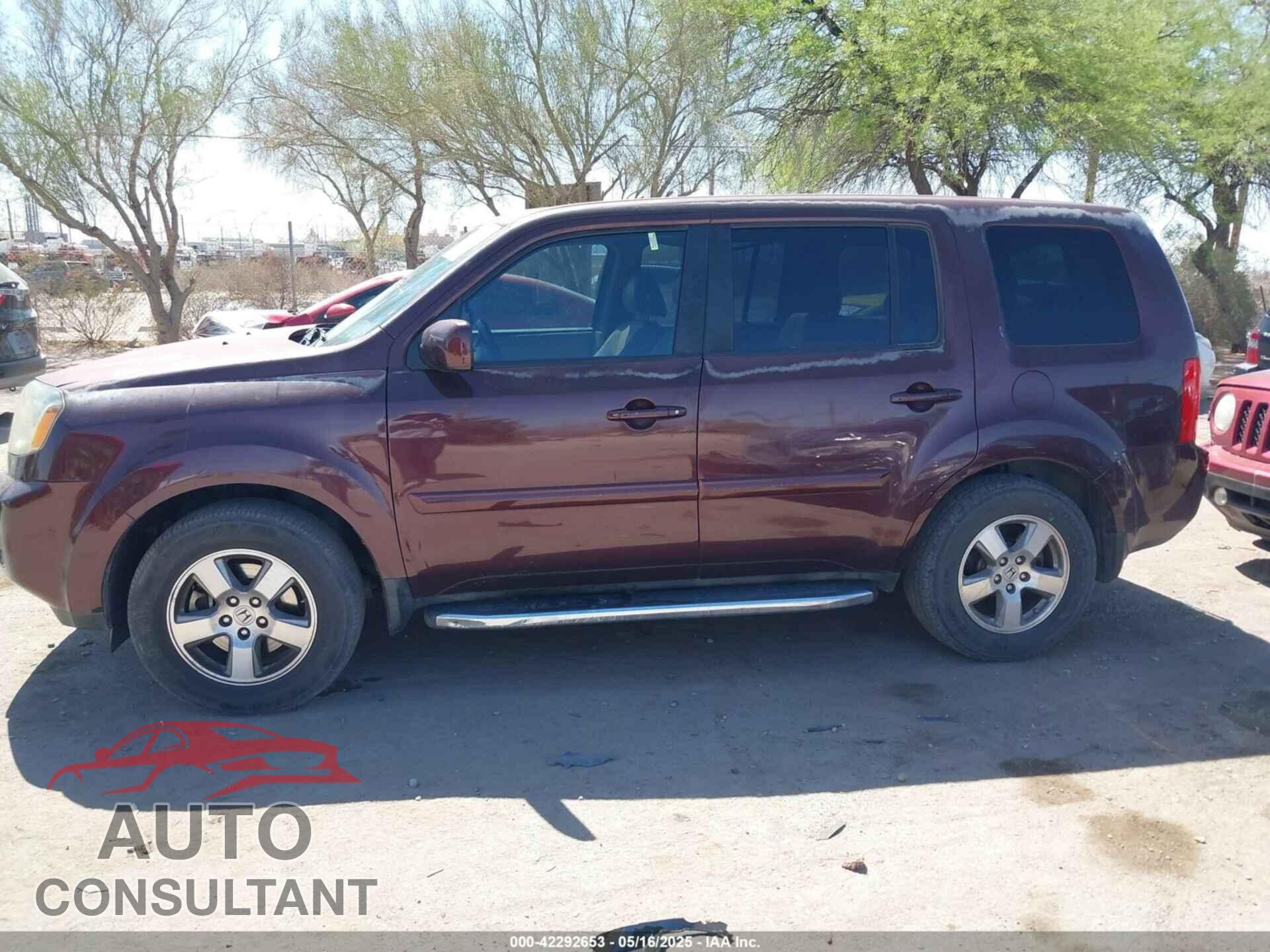 HONDA PILOT 2011 - 5FNYF3H55BB004858