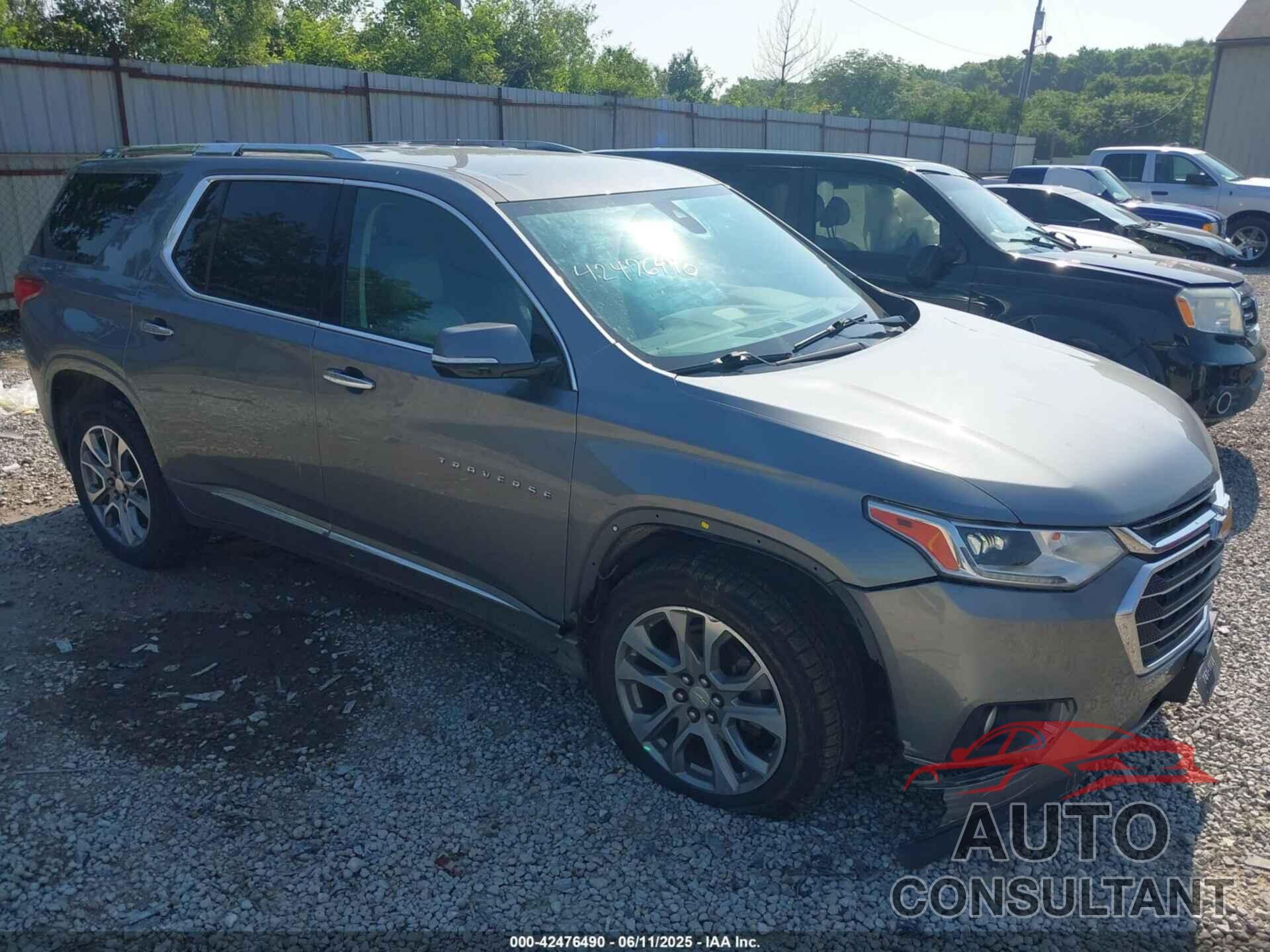 CHEVROLET TRAVERSE 2019 - 1GNEVKKW3KJ224498