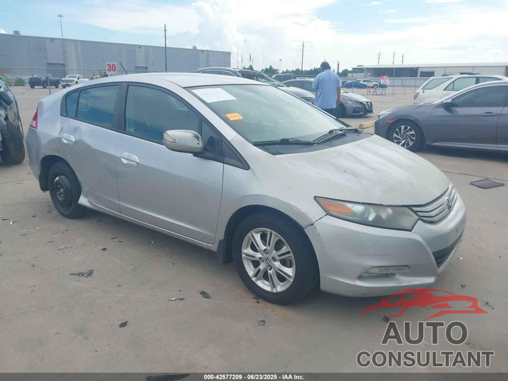 HONDA INSIGHT 2010 - JHMZE2H72AS015786