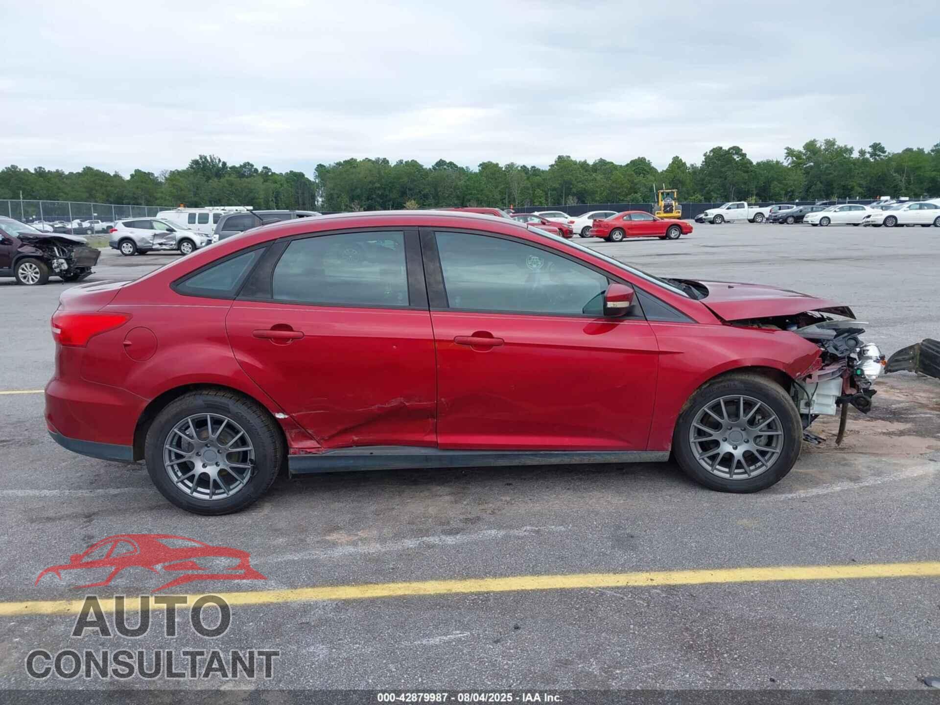 FORD FOCUS 2017 - 1FADP3F23HL274543