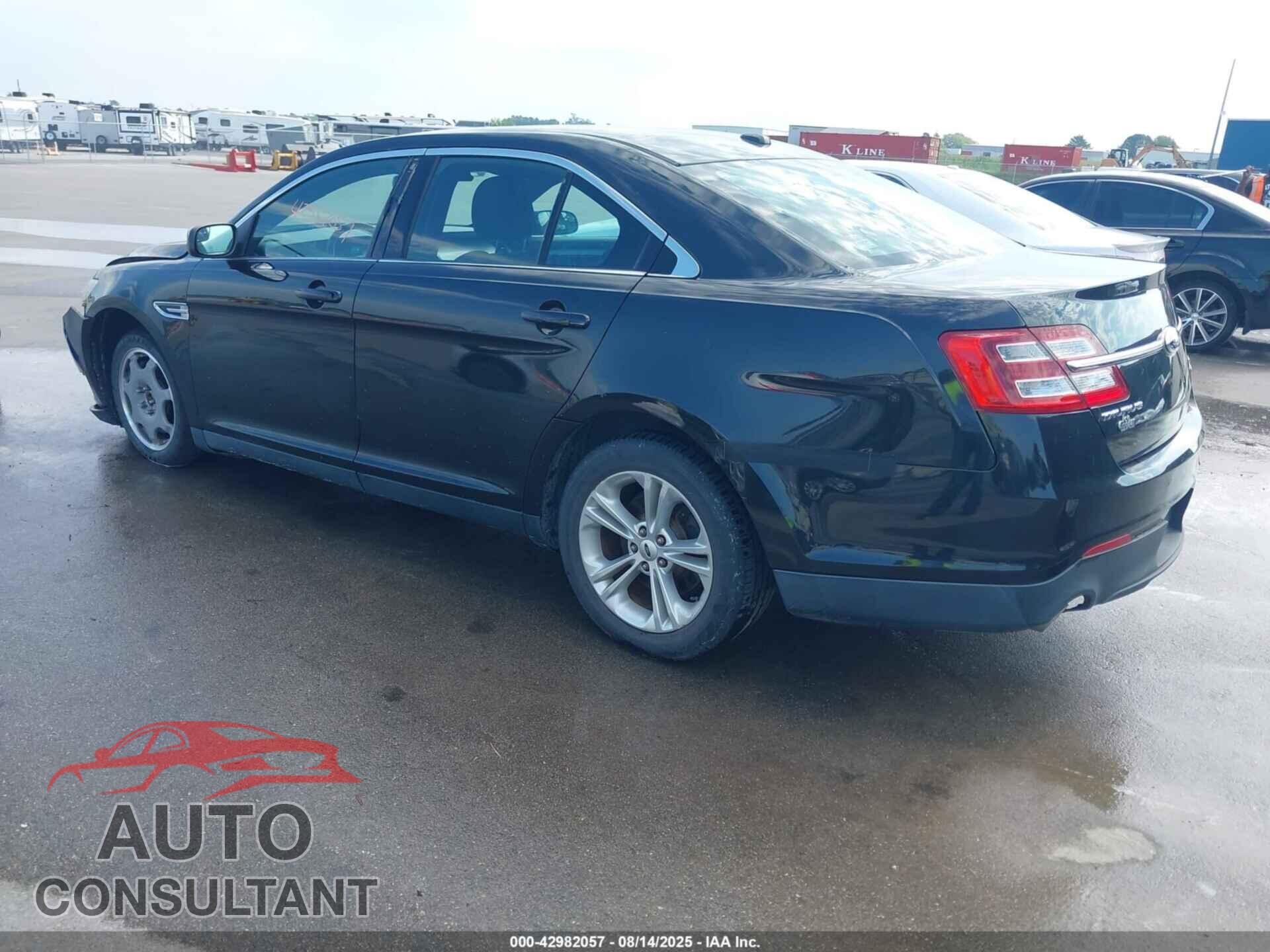 FORD TAURUS 2013 - 1FAHP2E89DG192689