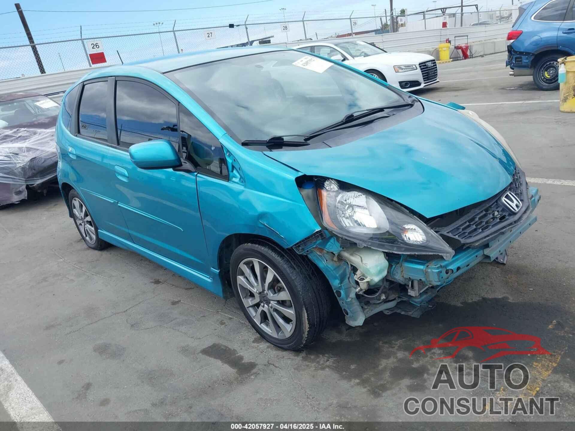 HONDA FIT 2013 - JHMGE8G58DC053743