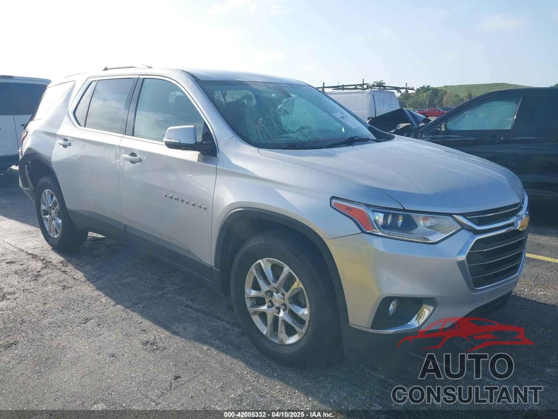 CHEVROLET TRAVERSE 2018 - 1GNERGKW8JJ147739