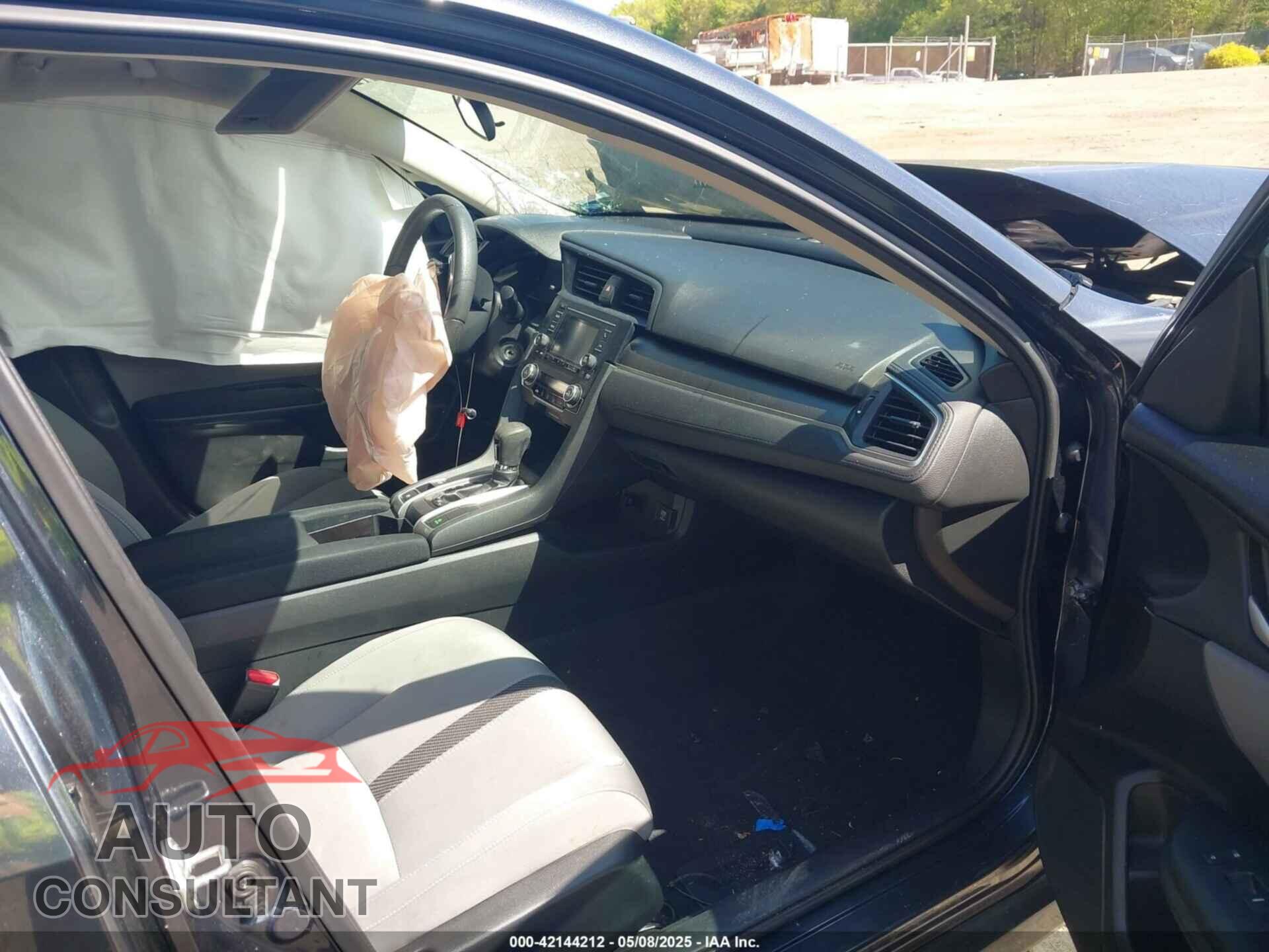 HONDA CIVIC 2017 - 2HGFC2F60HH539235