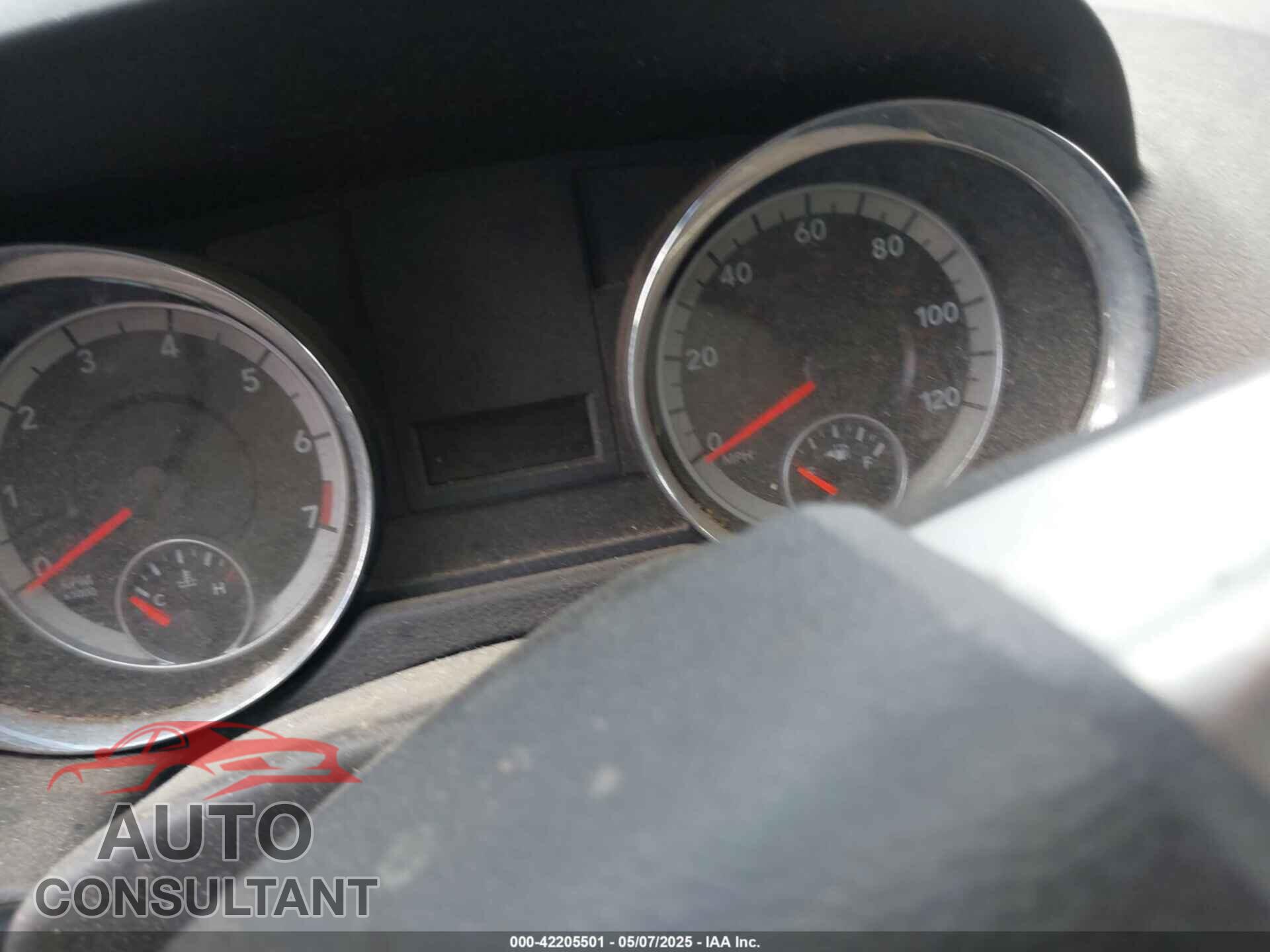 DODGE GRAND CARAVAN 2011 - 2D4RN4DG7BR603353