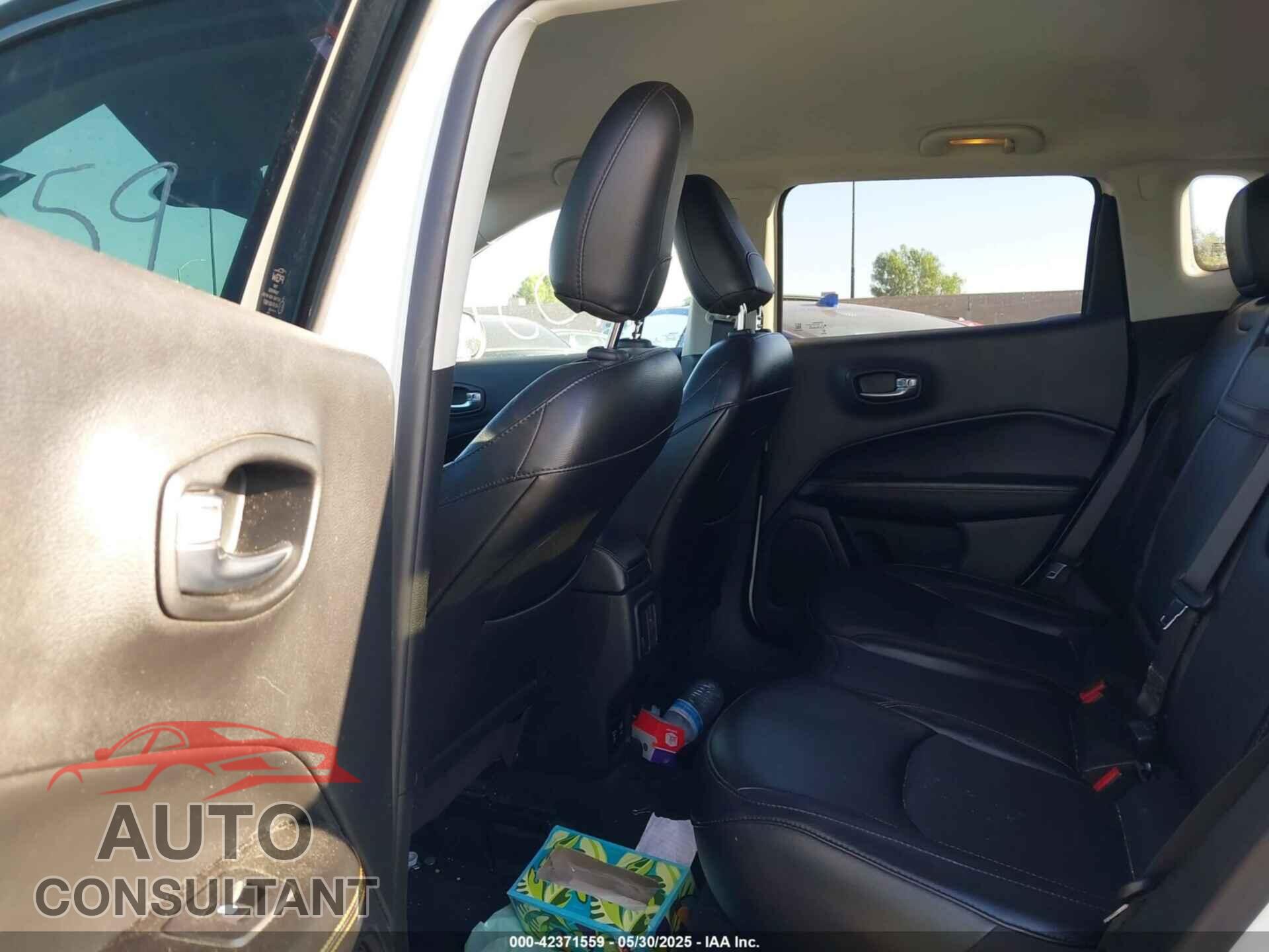 JEEP COMPASS 2020 - 3C4NJCCB2LT114607