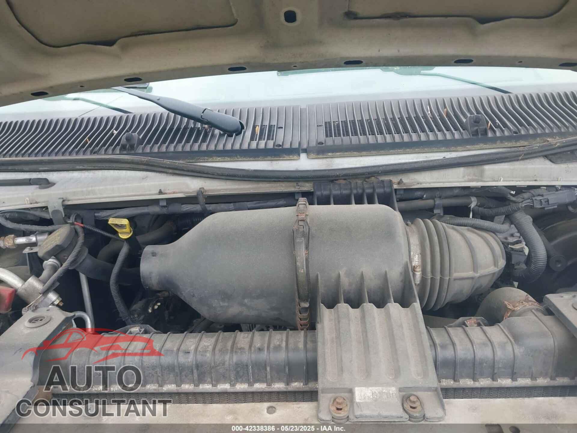 FORD E-350 SUPER DUTY 2013 - 1FBSS3BL8DDA76905