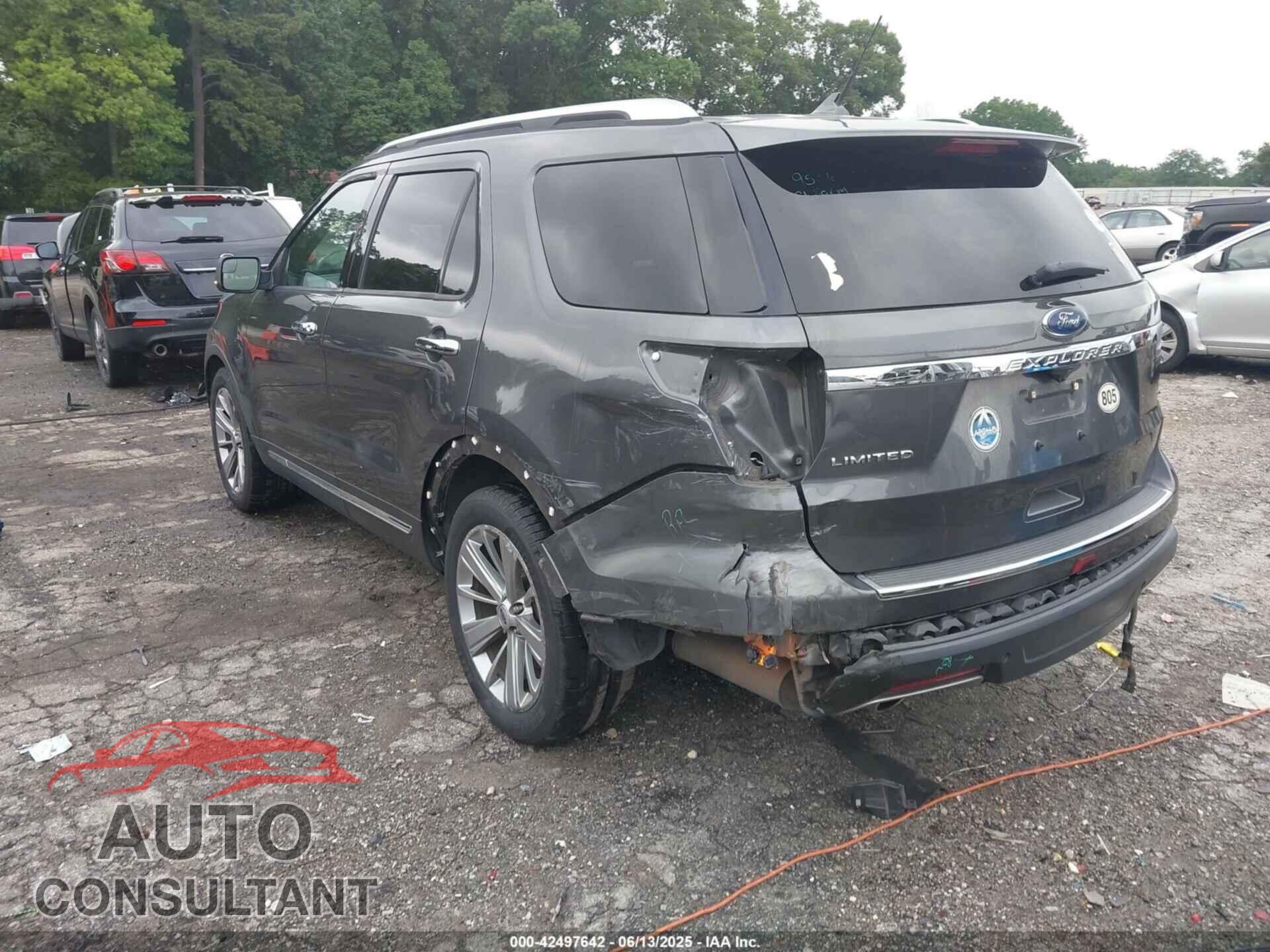 FORD EXPLORER 2018 - 1FM5K7F87JGA27528