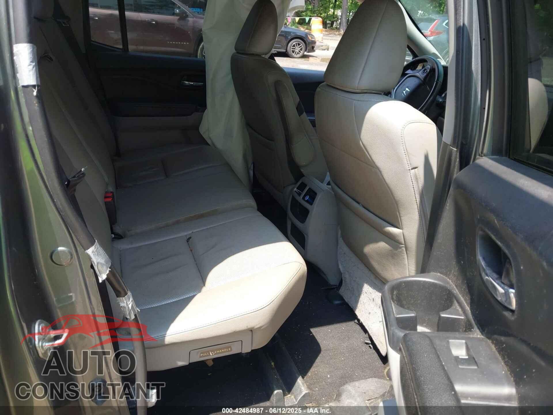 HONDA RIDGELINE 2017 - 5FPYK3F56HB038371
