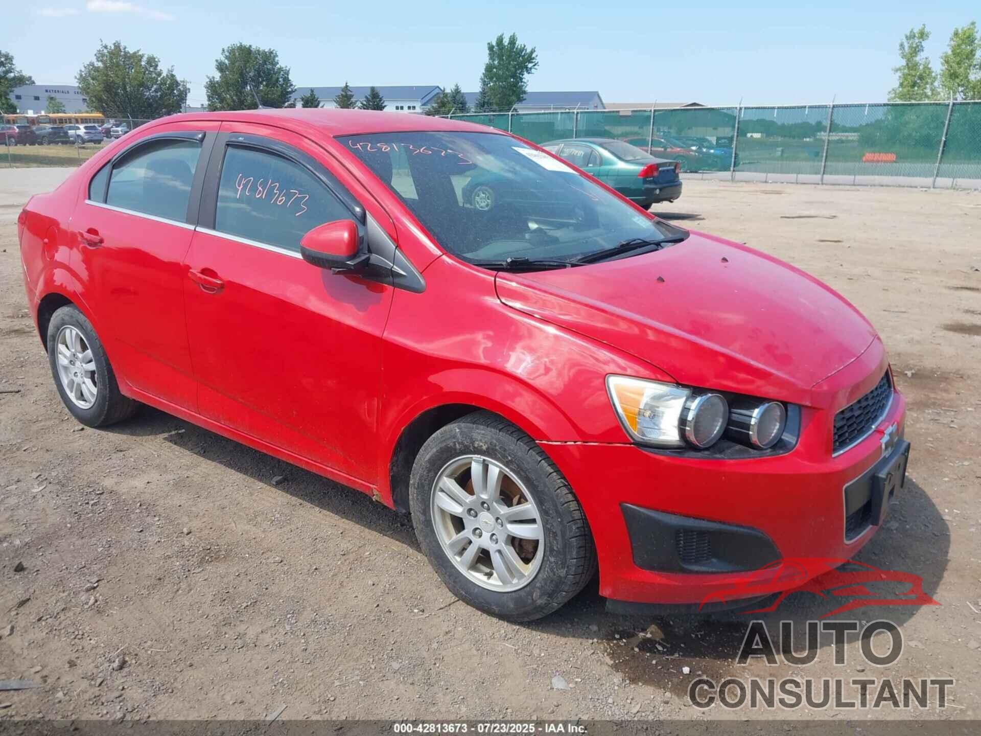 CHEVROLET SONIC 2012 - 1G1JC5SH0C4130863