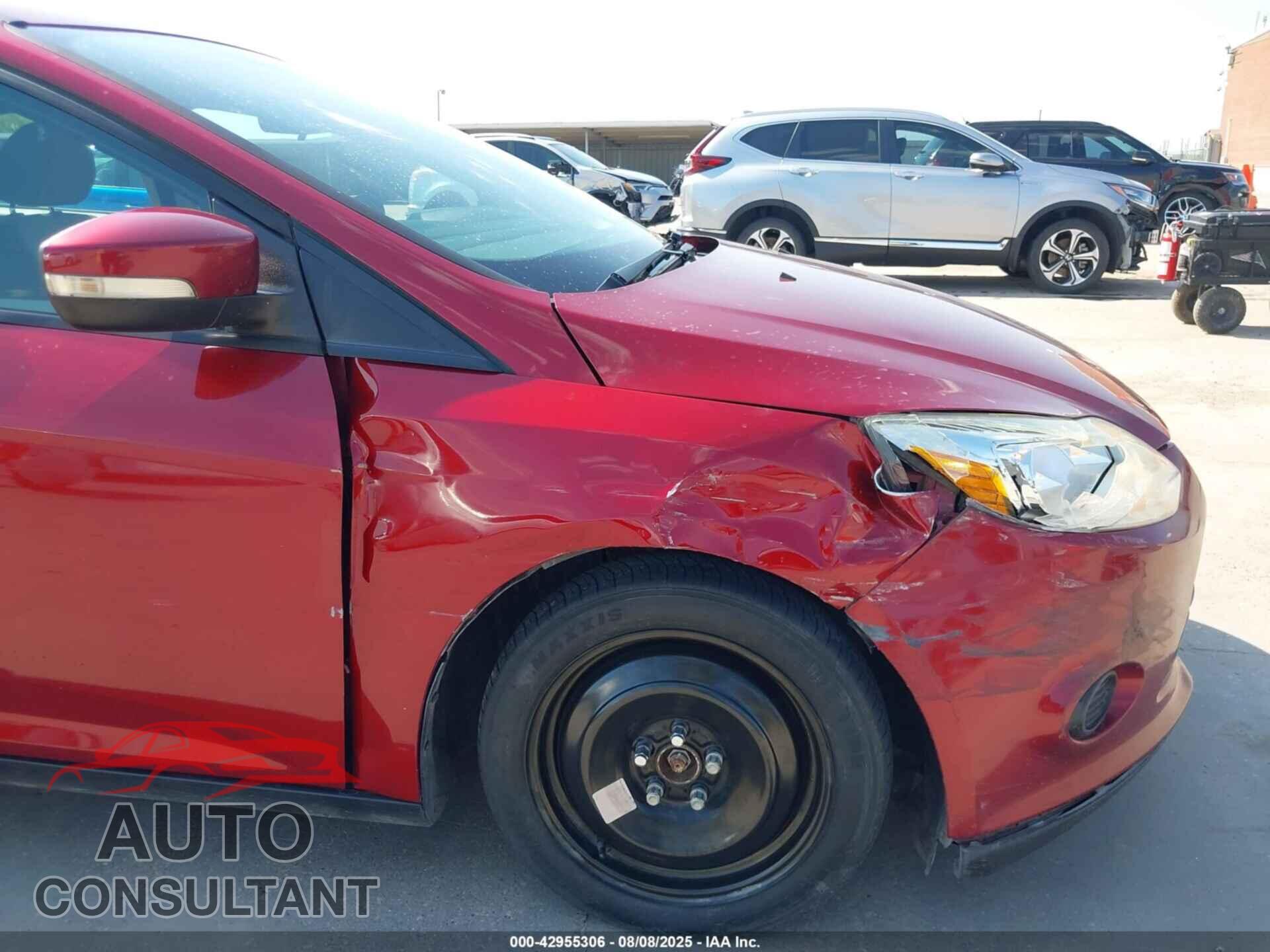 FORD FOCUS 2014 - 1FADP3K20EL362502