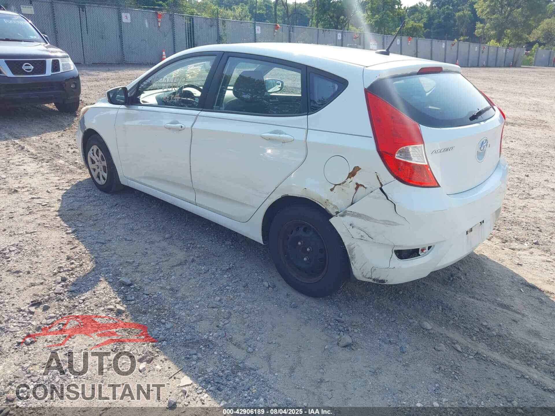 HYUNDAI ACCENT 2012 - KMHCT5AE4CU015542
