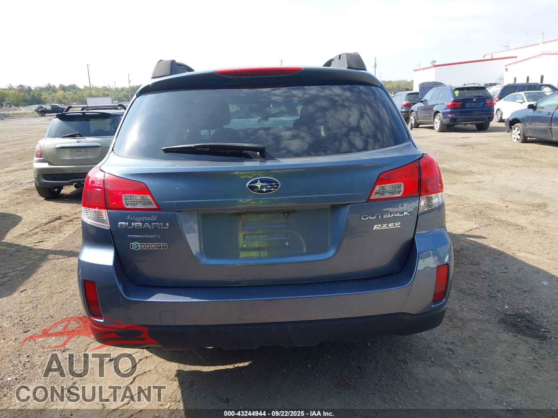 SUBARU OUTBACK 2013 - 4S4BRBCC2D3232048