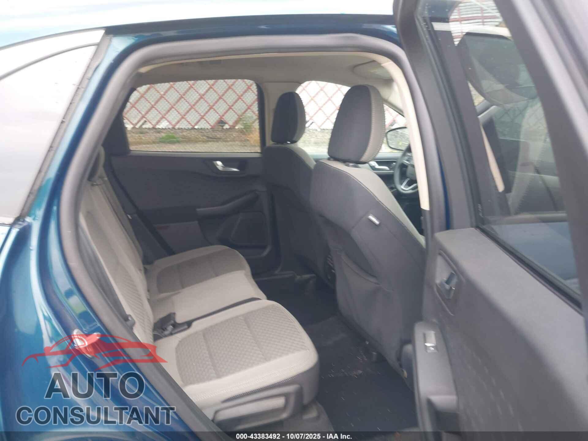 FORD ESCAPE 2020 - 1FMCU0G62LUA73892