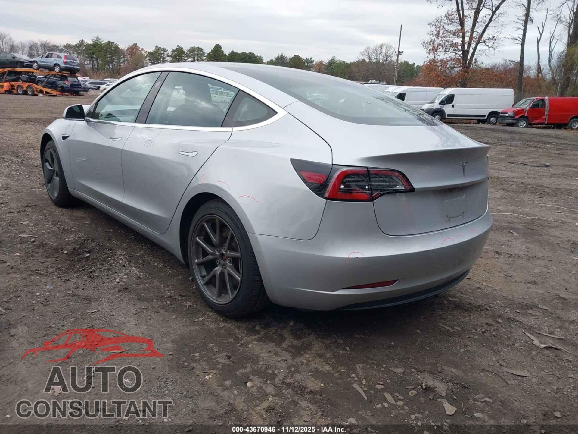TESLA MODEL 3 2018 - 5YJ3E1EA7JF098906