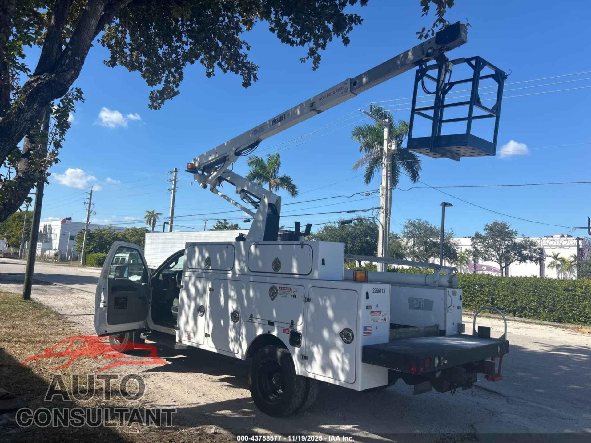 FORD F-450 CHASSIS 2015 - 1FDUF4GY2FEA76233