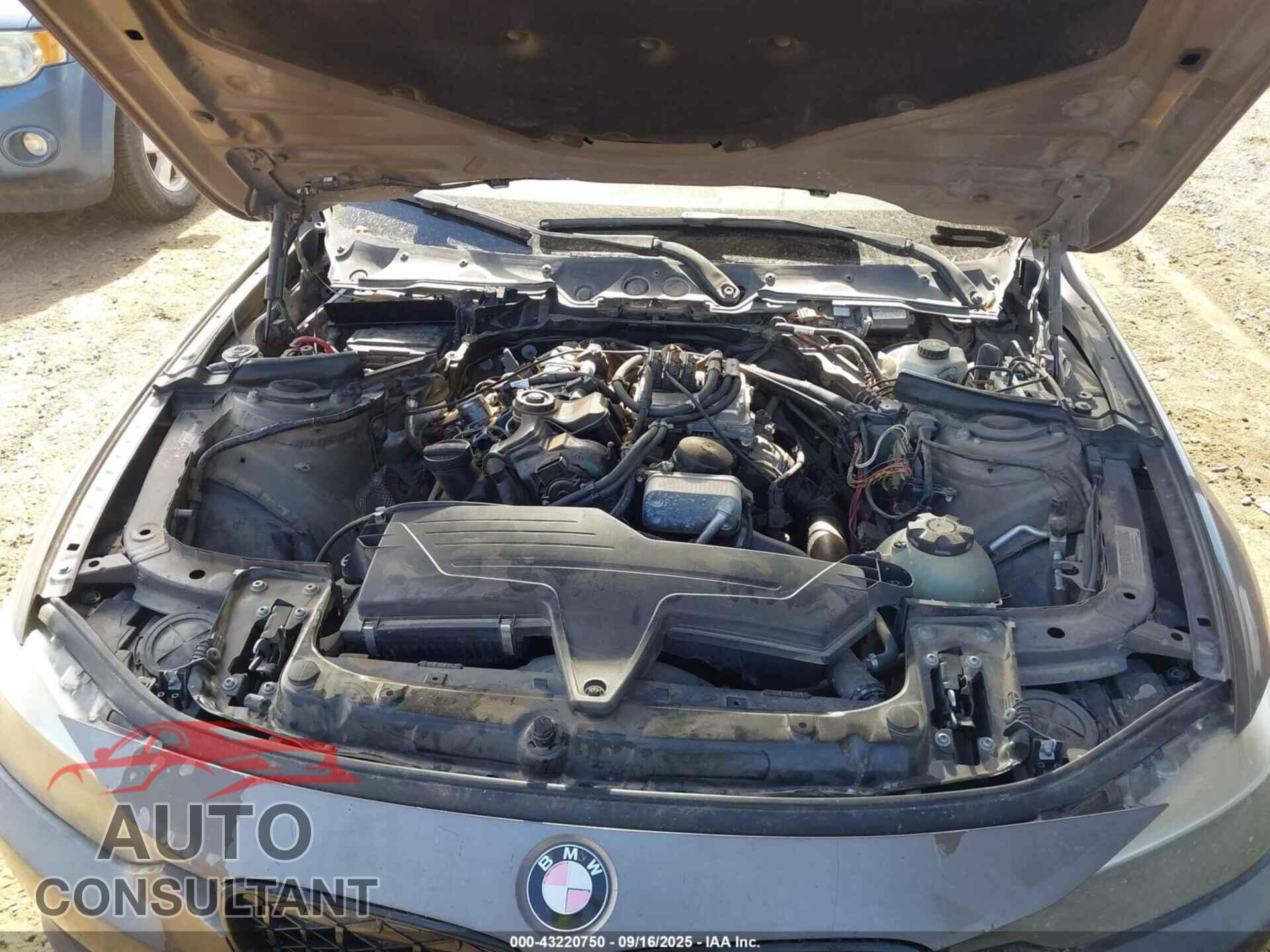 BMW 320I 2013 - WBA3B1C53DF462637