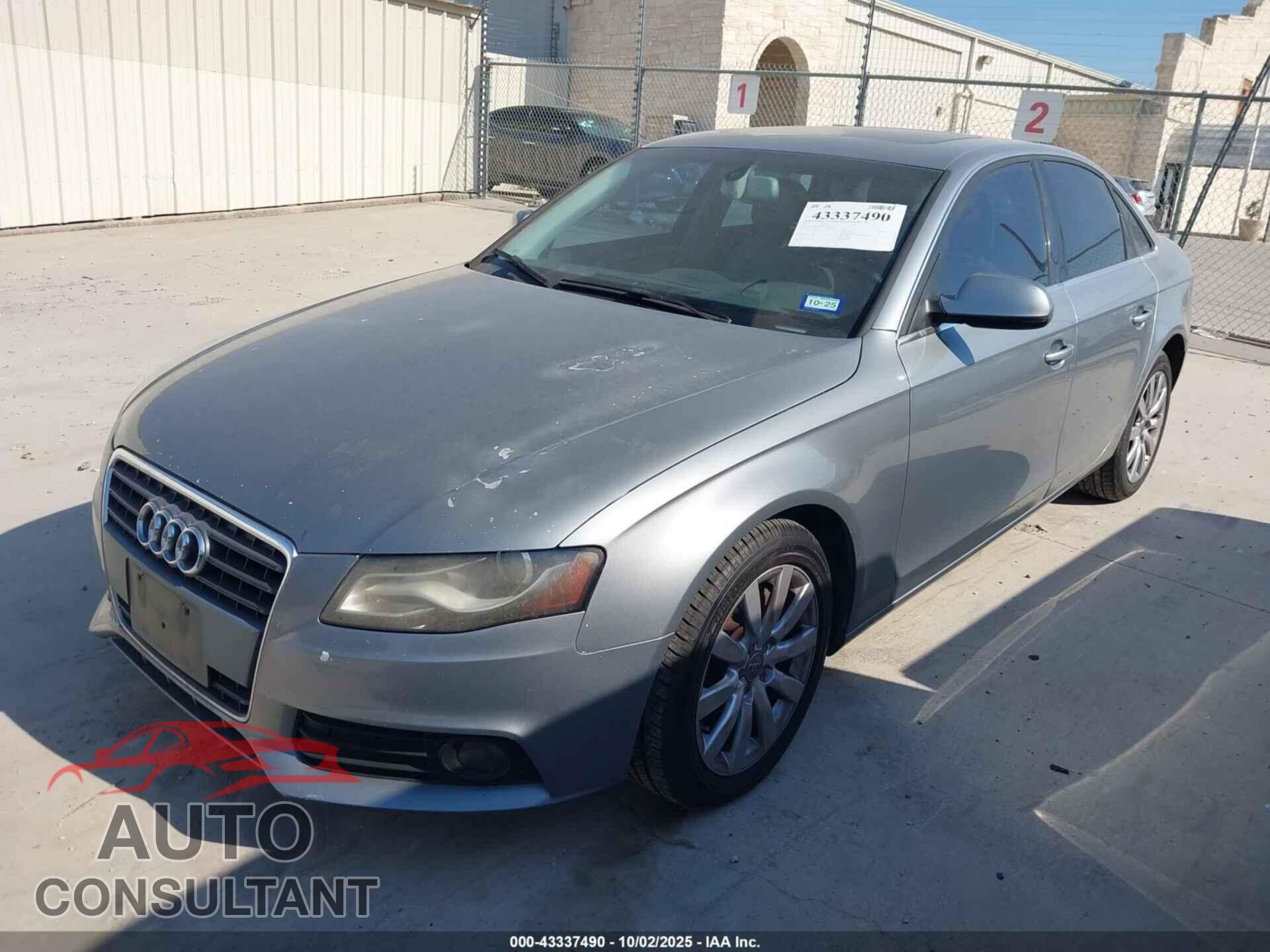 AUDI A4 2011 - WAUEFAFLXBN032968