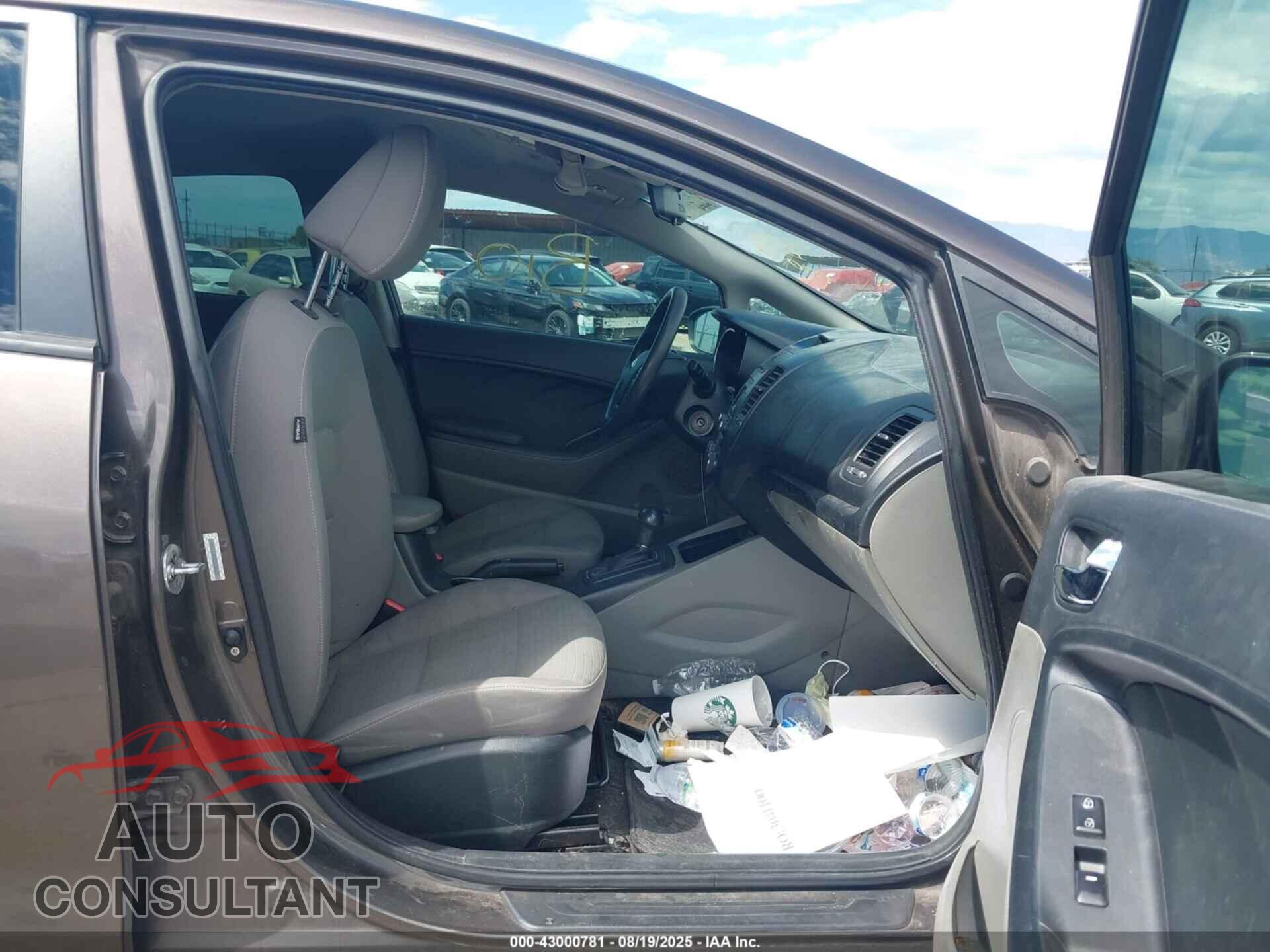KIA FORTE 2014 - KNAFX4A64E5208468