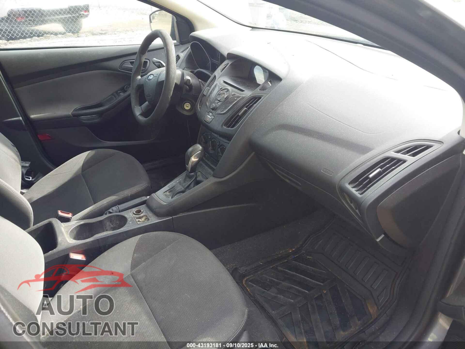 FORD FOCUS 2013 - 1FADP3E25DL358519