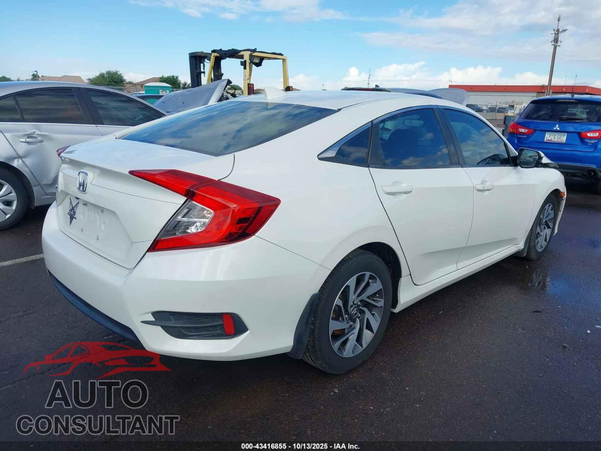 HONDA CIVIC 2017 - 19XFC2F78HE026690