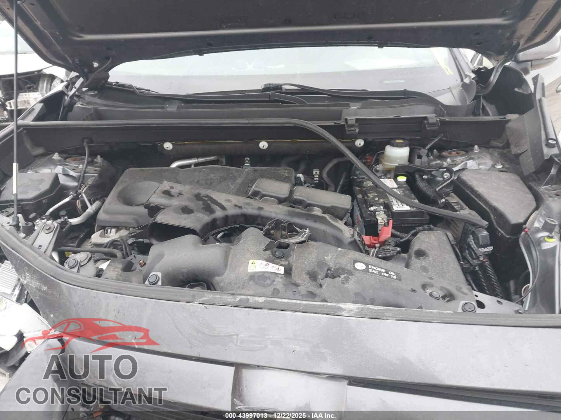 TOYOTA RAV4 2020 - JTMP1RFVXLD050145