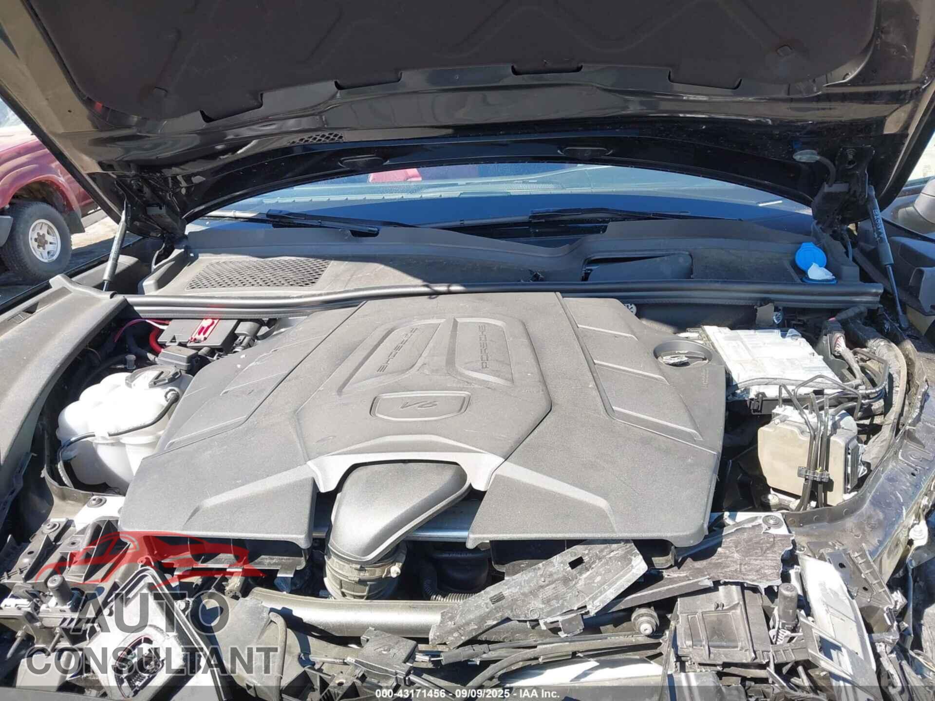 PORSCHE CAYENNE 2025 - WP1AA2AY0SDA02598