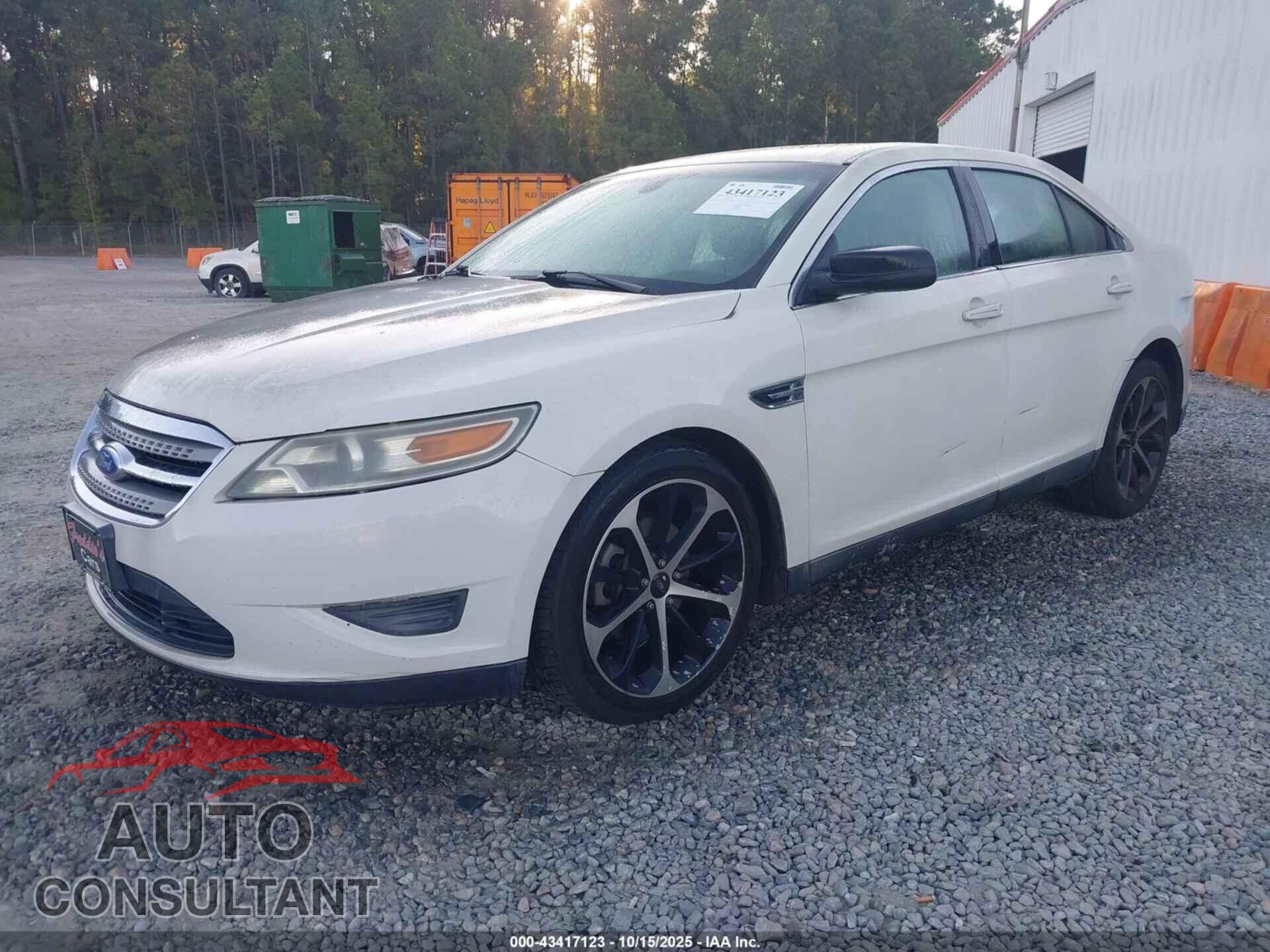 FORD TAURUS 2011 - 1FAHP2DW5BG185543