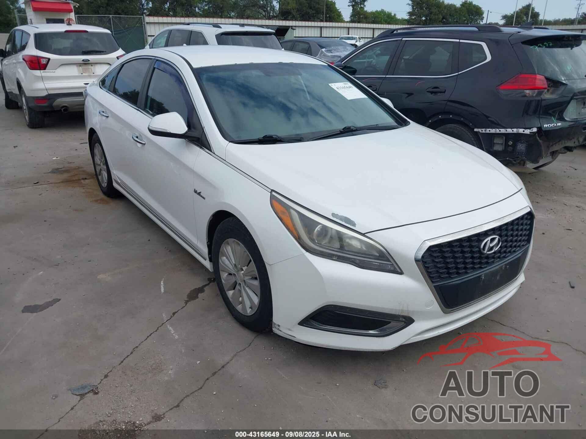 HYUNDAI SONATA HYBRID 2016 - KMHE24L10GA016355