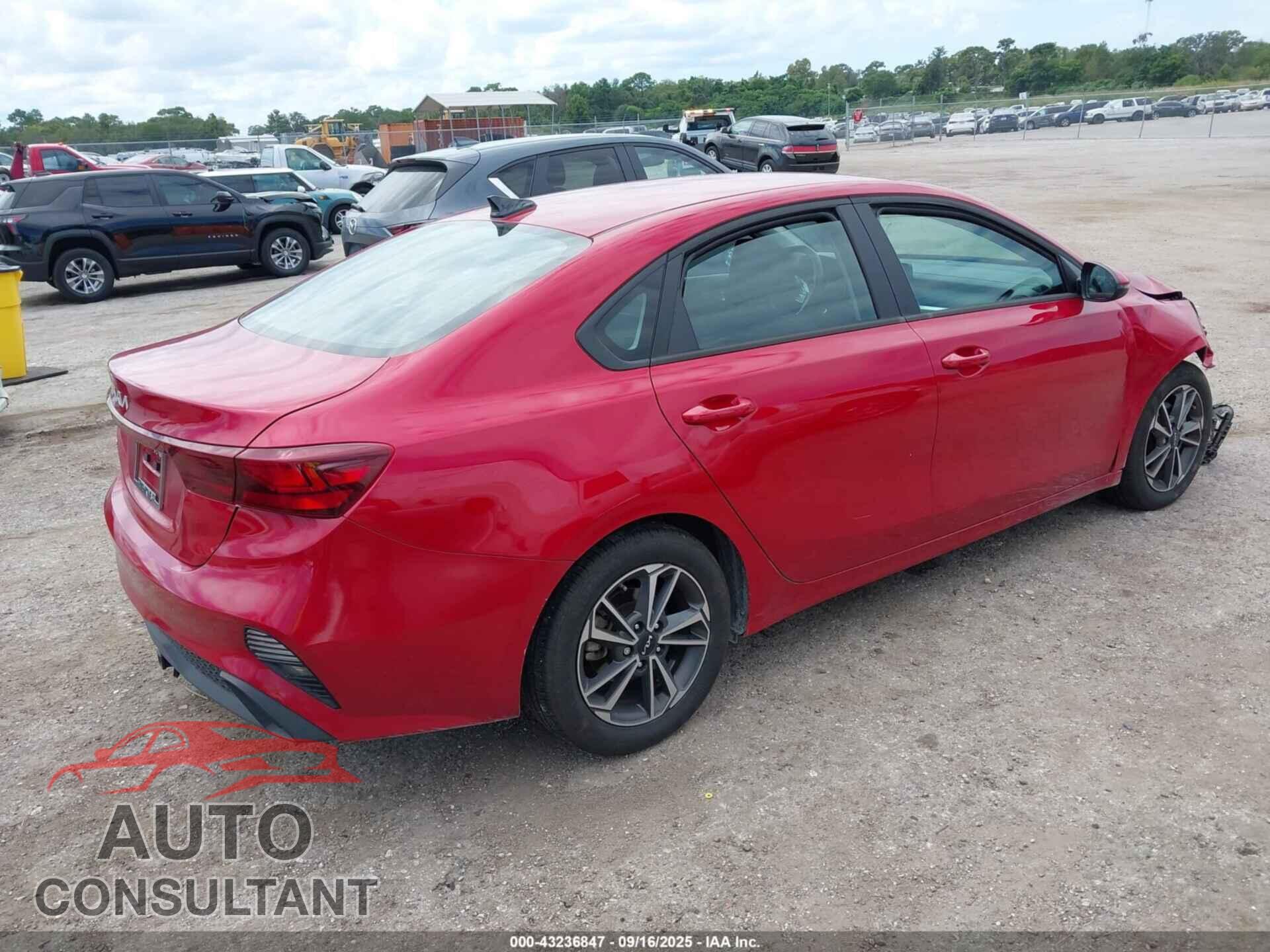 KIA FORTE 2022 - 3KPF24AD5NE484114