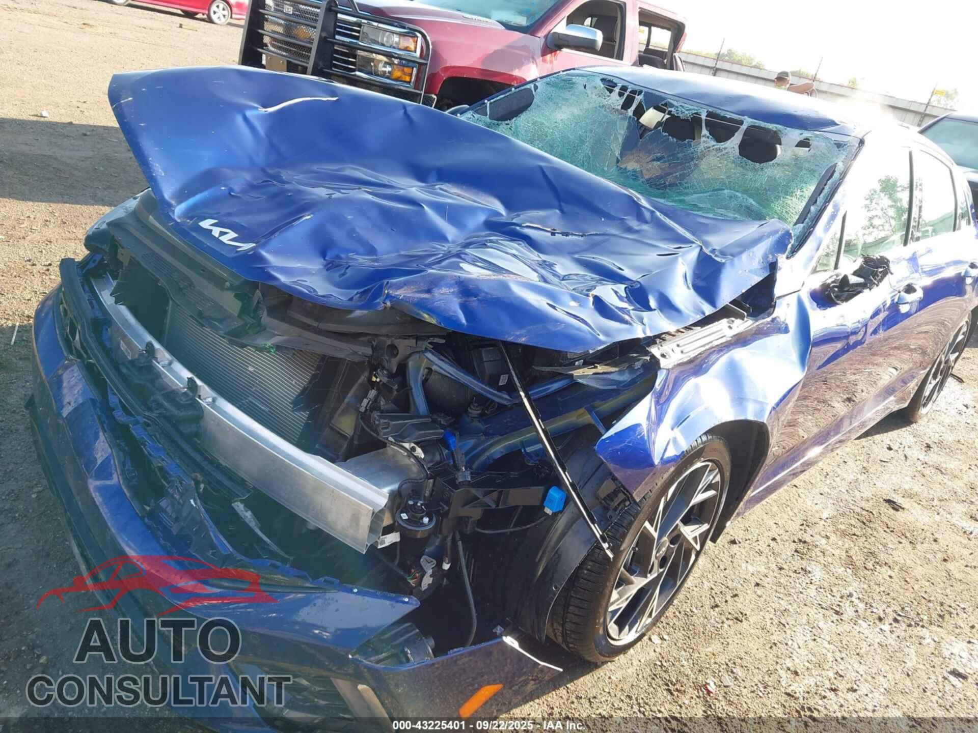 KIA K5 2025 - KNAG64J75S5344975