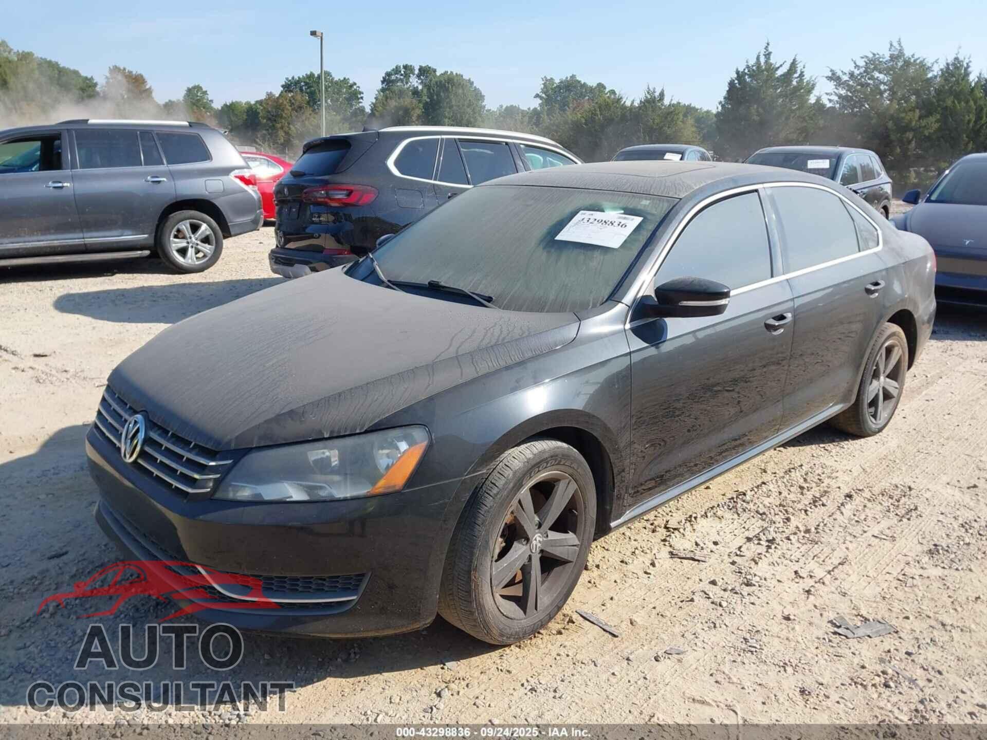 VOLKSWAGEN PASSAT 2013 - 1VWBN7A36DC079882