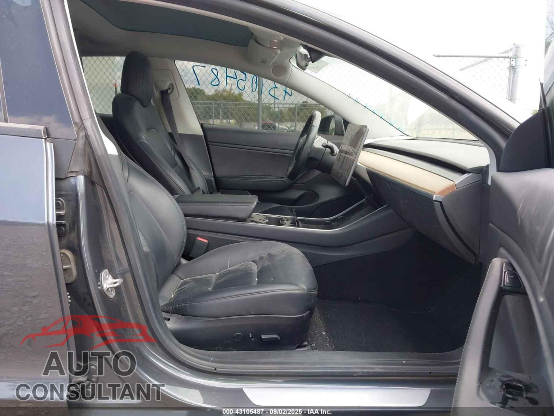 TESLA MODEL 3 2019 - 5YJ3E1EA9KF324302